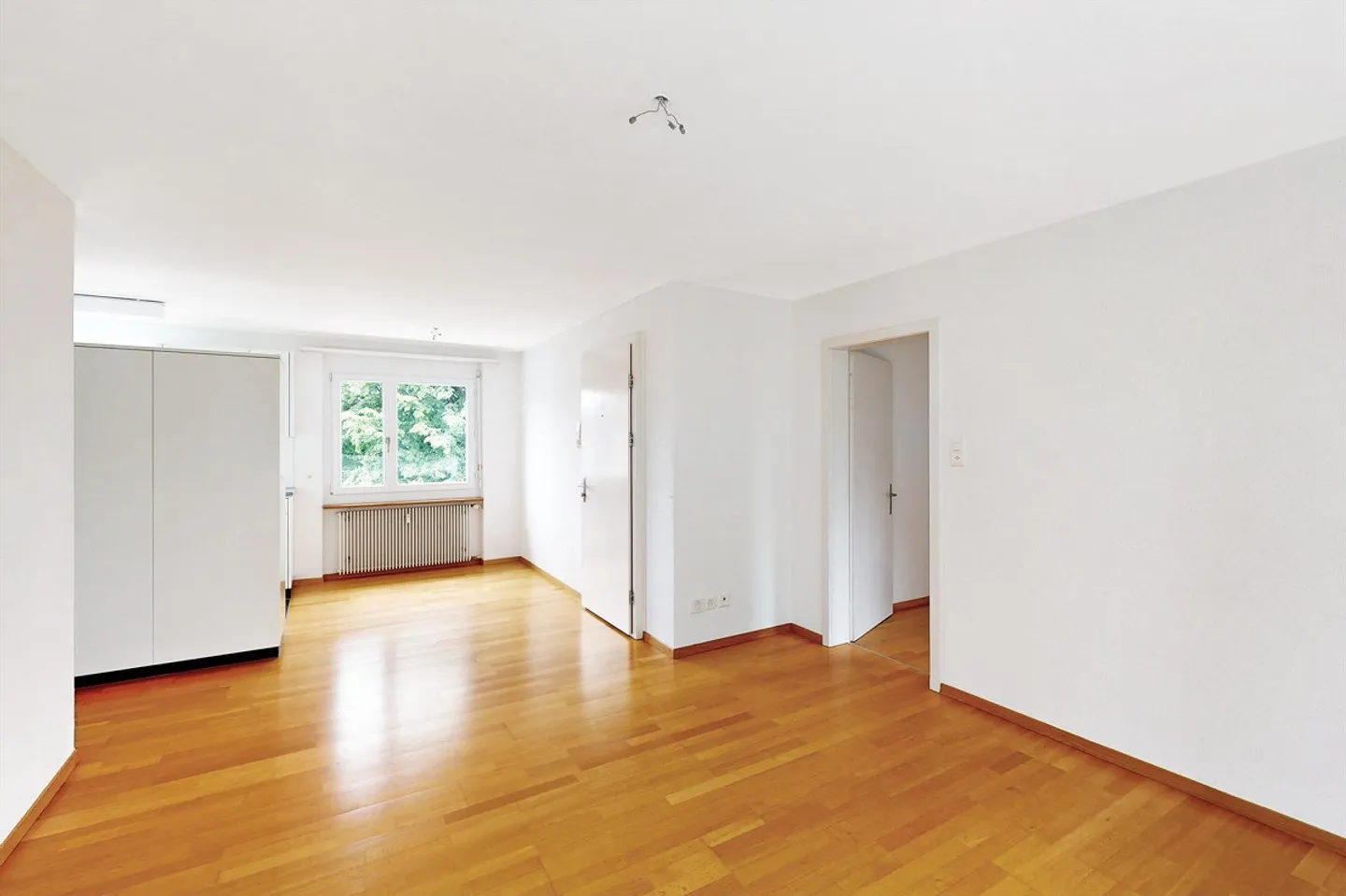 Apartment for rent - Photo 4 of 7