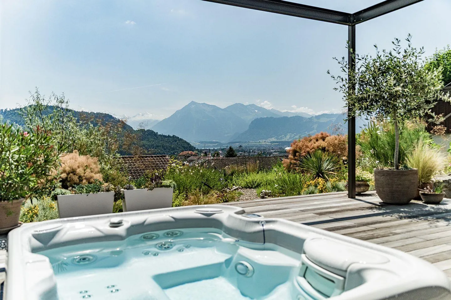 Living in high quality and style - Photo 6 of 13