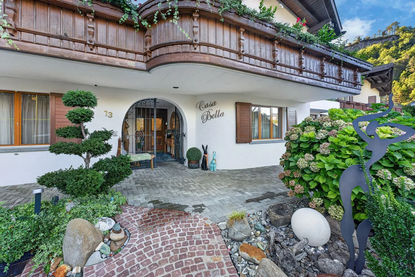 Charmantes Einfamilienhaus mit Pool - Foto 9 von 11