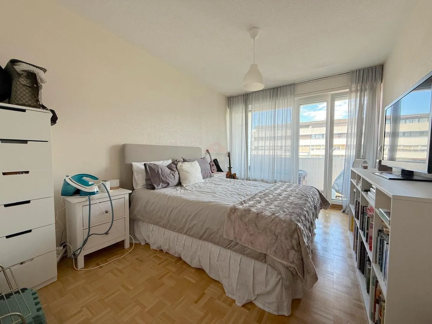 Sublimes 5,5 Zimmer Durchgangswohnung sehr hell - Foto 9 von 13