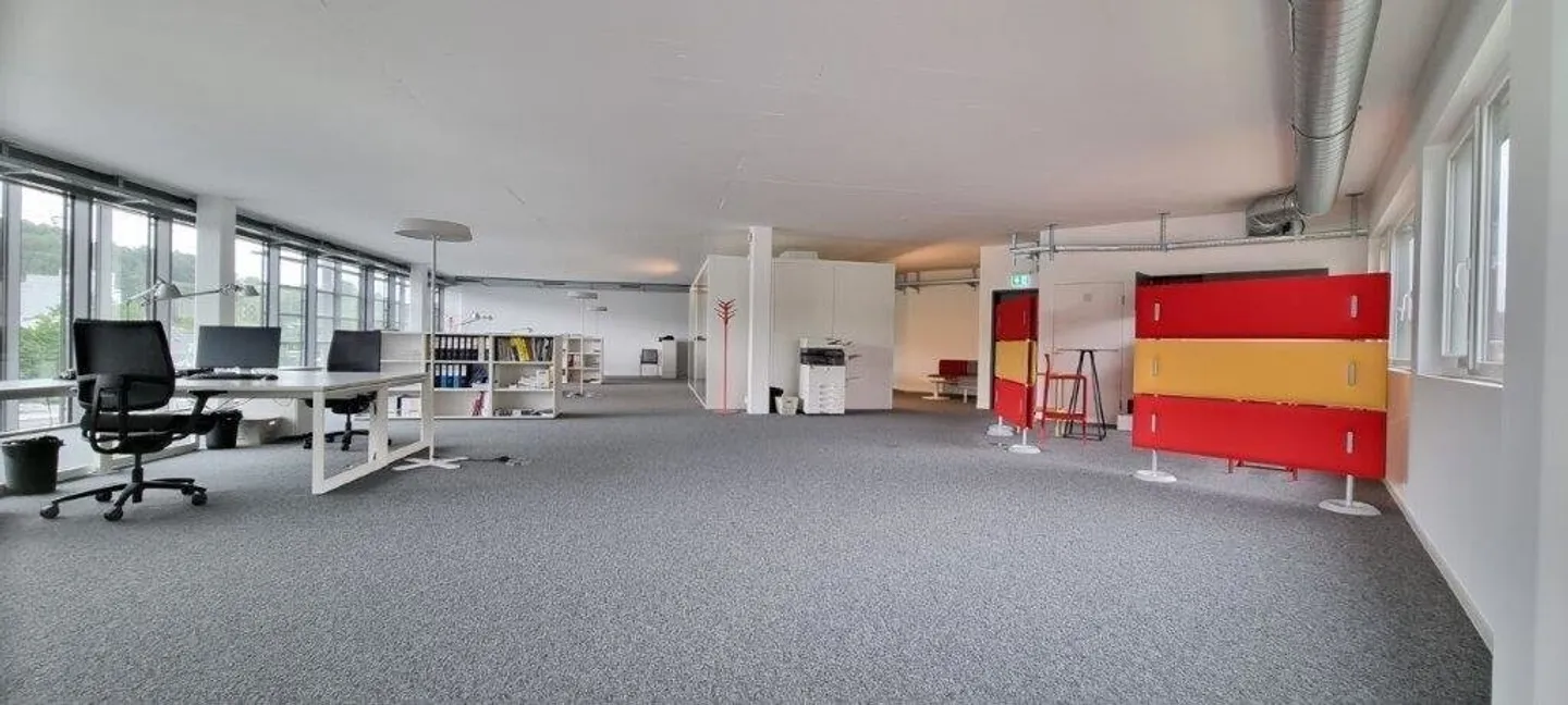 Bureaux de 264 m2 à louer ! - Photo 5 sur 5