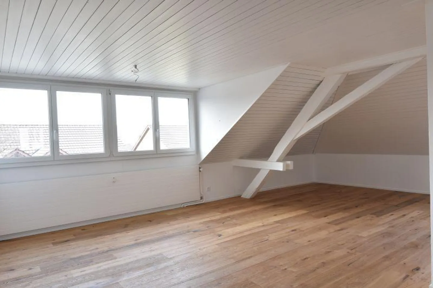 Cozy Apartment in St. Gallen - Only 10 Minutes to the Marketplace - Photo 5 of 7