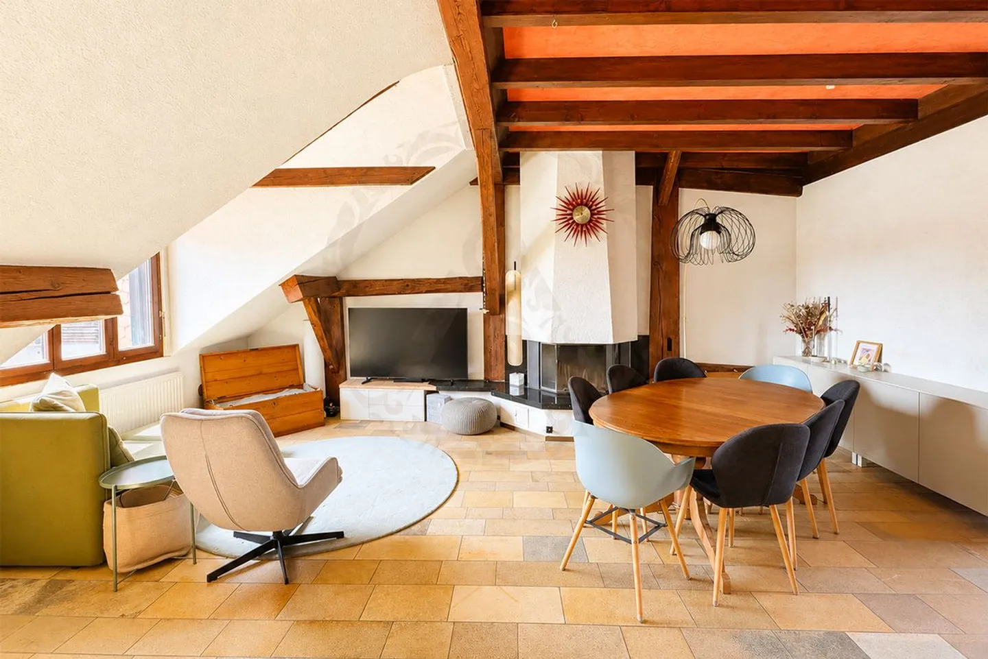 Charmantes Duplex und Triplex in Pailly - Foto 2 von 13