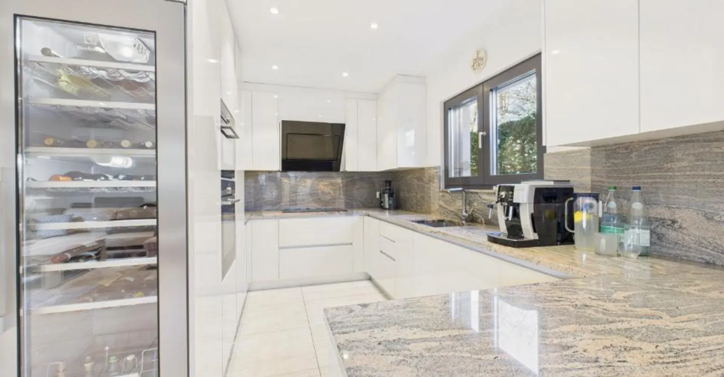 Modern 8-room detached house with large parking, Cadempino - Photo 5 of 12