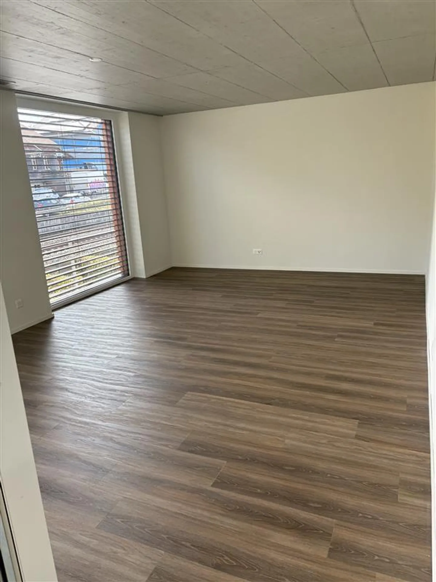 Appartamento moderno di 3,5 stanze - Foto 4 di 8