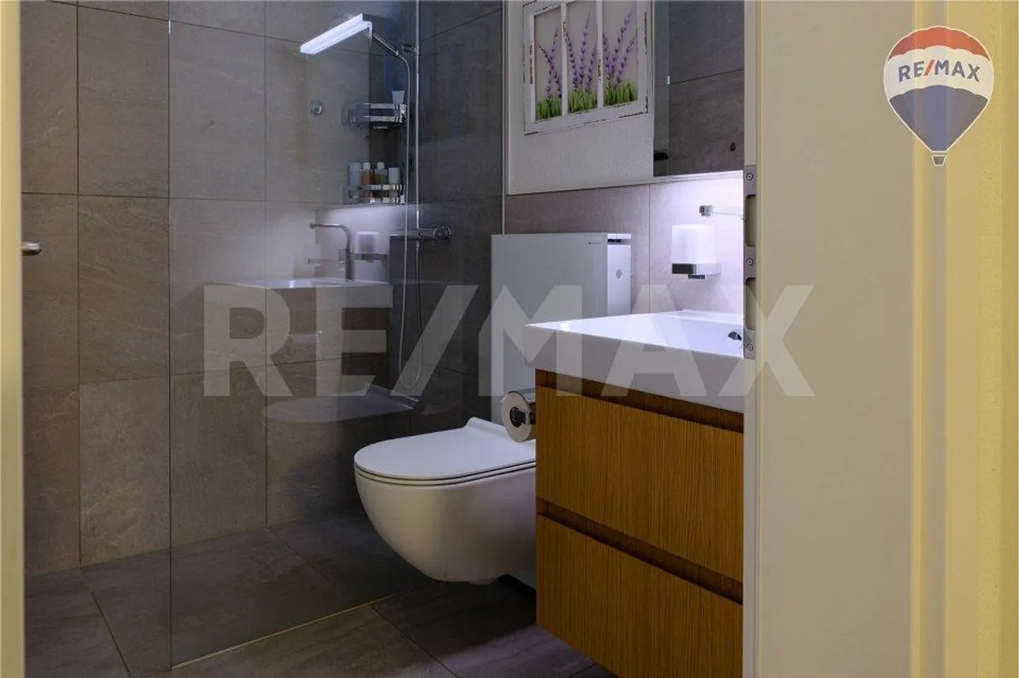 Appartement en duplex de 4,5 pièces charmant - Photo 10 sur 13