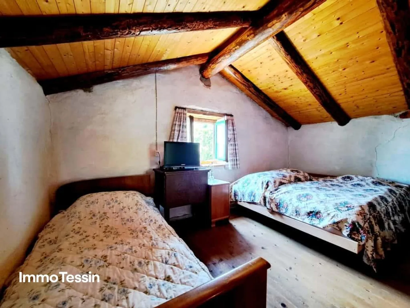 Rustic with breathtaking views of the Ticino mountains and ... - Photo 11 of 13