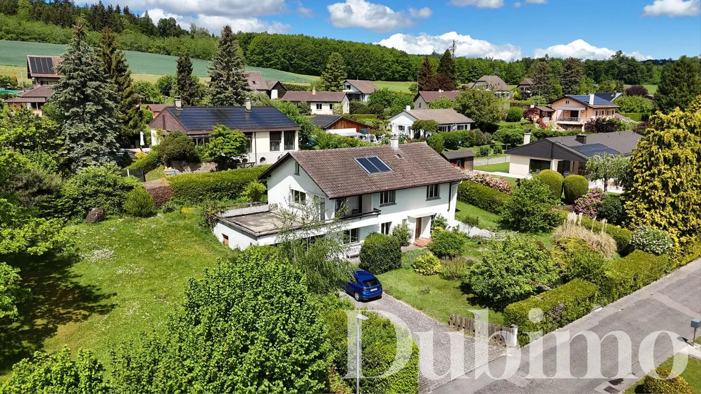 HAUS MIT 6 ZIMMERN UND HOHEM ERWEITERUNGSPOTENZIAL - Foto 2 von 13