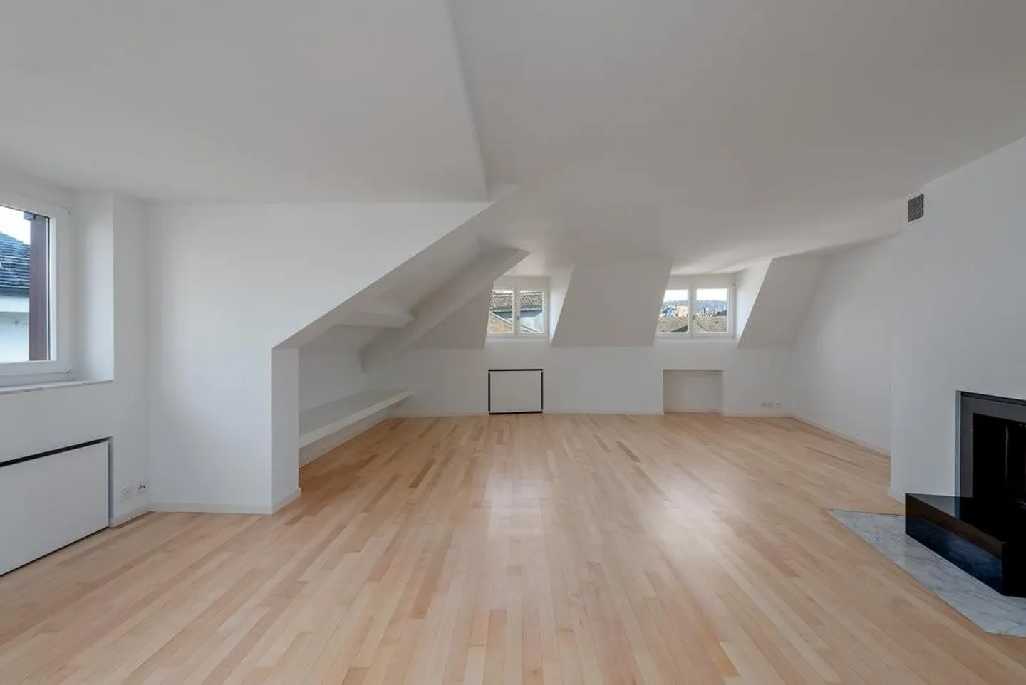 Directly on Weinplatz, Penthouse with Terrace and Dream View - Photo 3 of 11