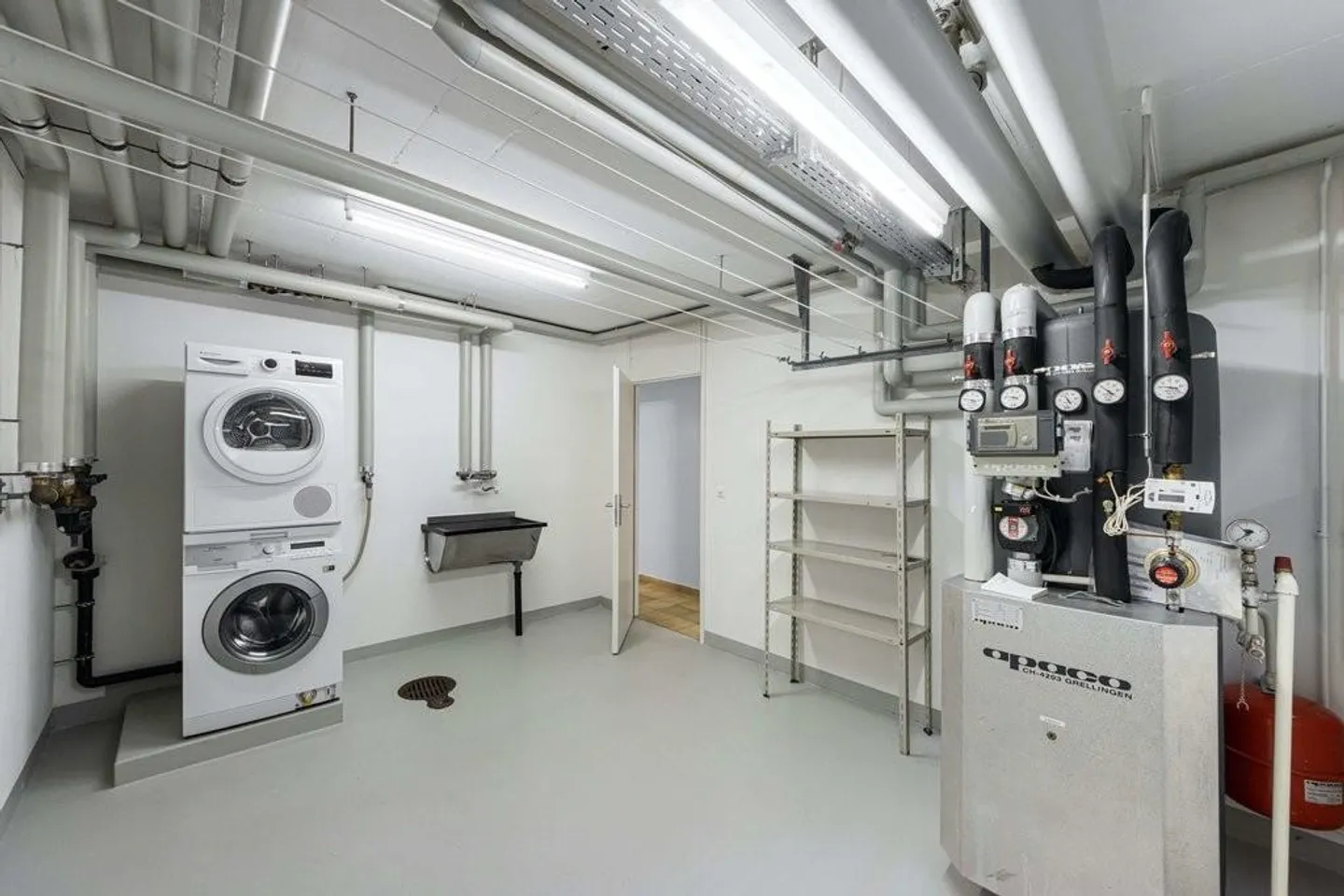 La tua nuova casa familiare a Bruderholz - Foto 9 di 11