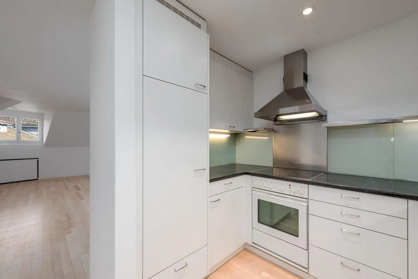 Directly on Weinplatz, Penthouse with Terrace and Dream View - Photo 5 of 11