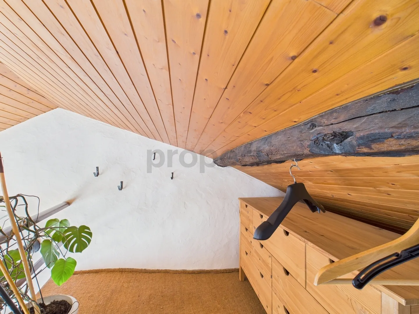 Elegantes Einfamilienhaus mit 3 Zimmern und Balkon, Breggia - Foto 7 von 13