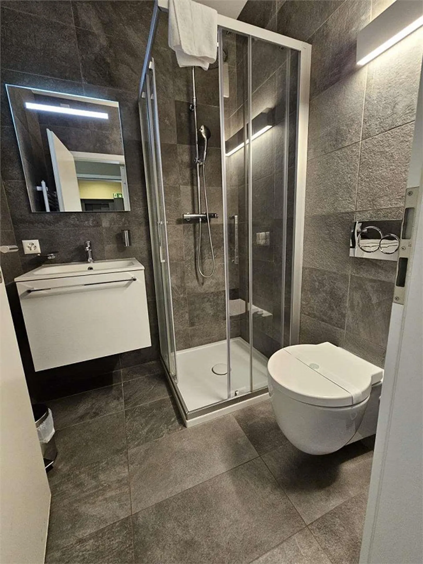 Lugano, möbliertes Einzimmerapartment zur Miete - Foto 8 von 8