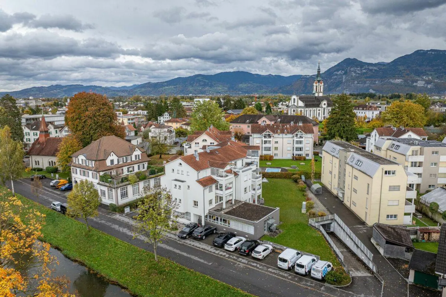 Büro-, Schulungs-, und/oder Praxisräumlichkeiten - Foto 2 von 9