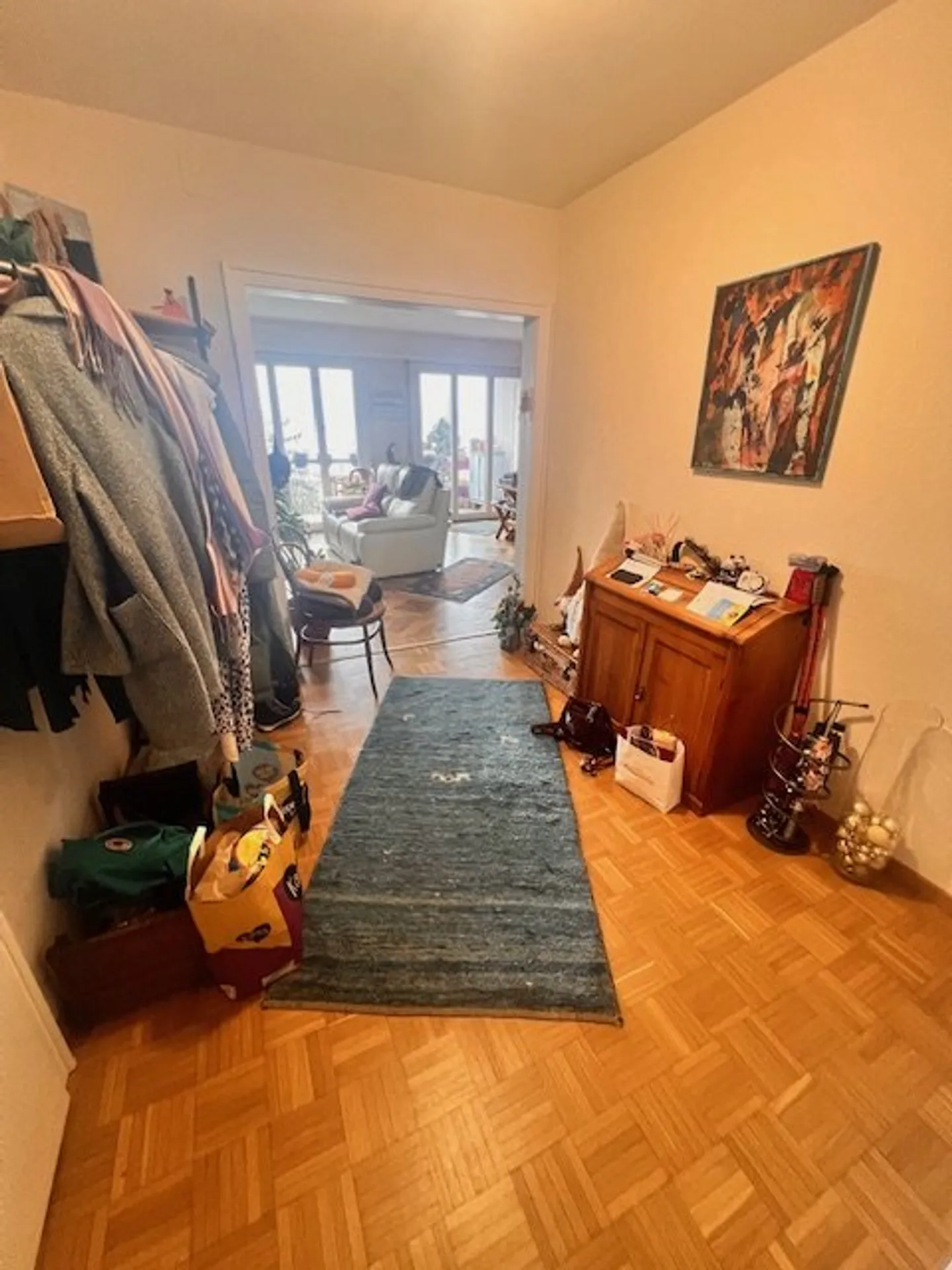 Charming Apartment with Lake View - Photo 6 of 16