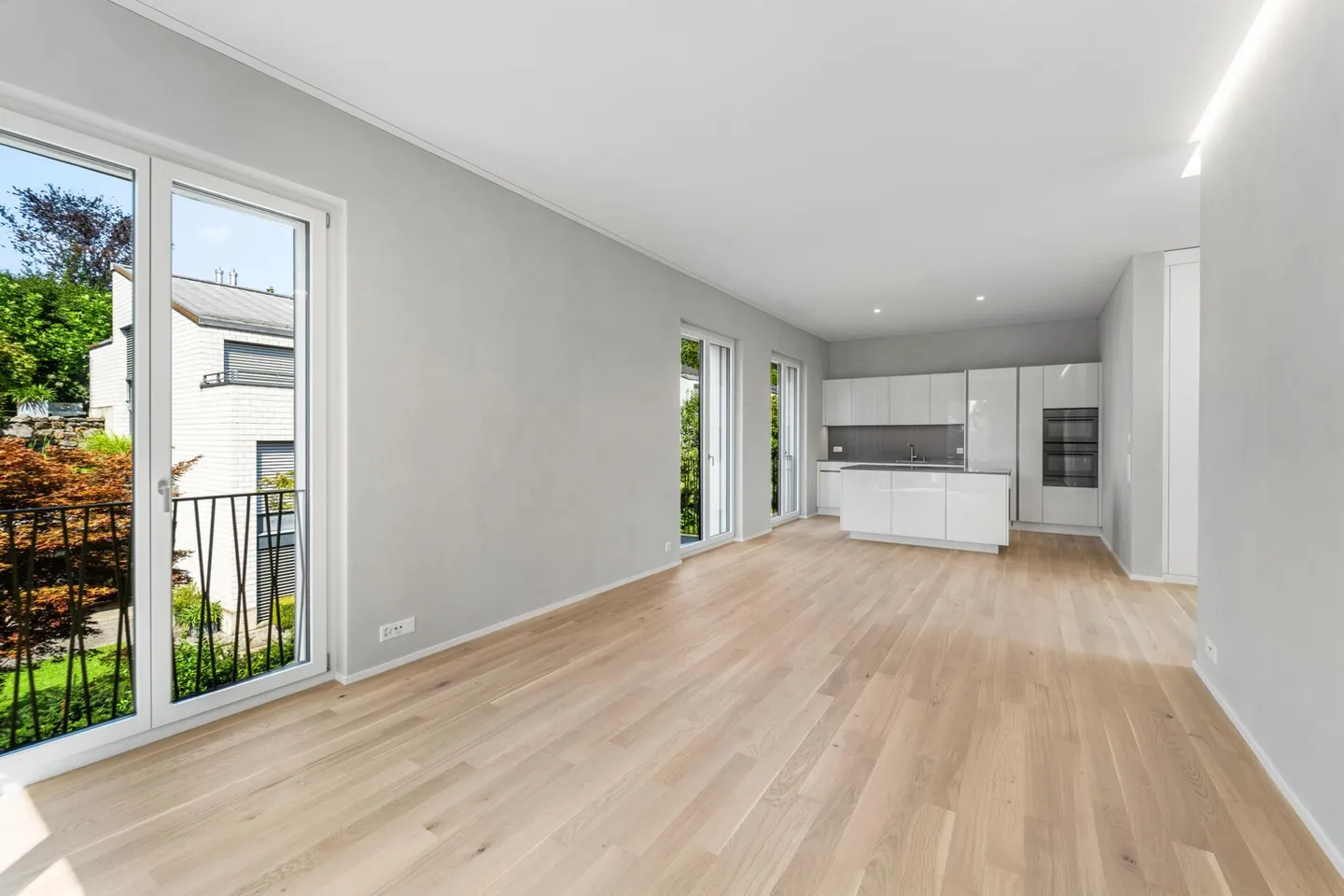 Neubauwohnung mit beeindruckender Raumhöhe und exklusivem Dachgarten - Foto 4 von 9