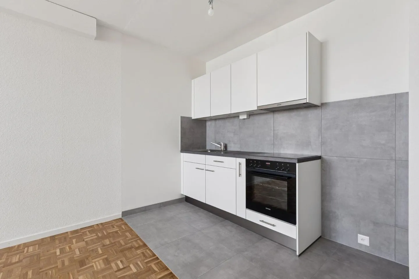 High-Floor Apartment with Views - Photo 7 of 10