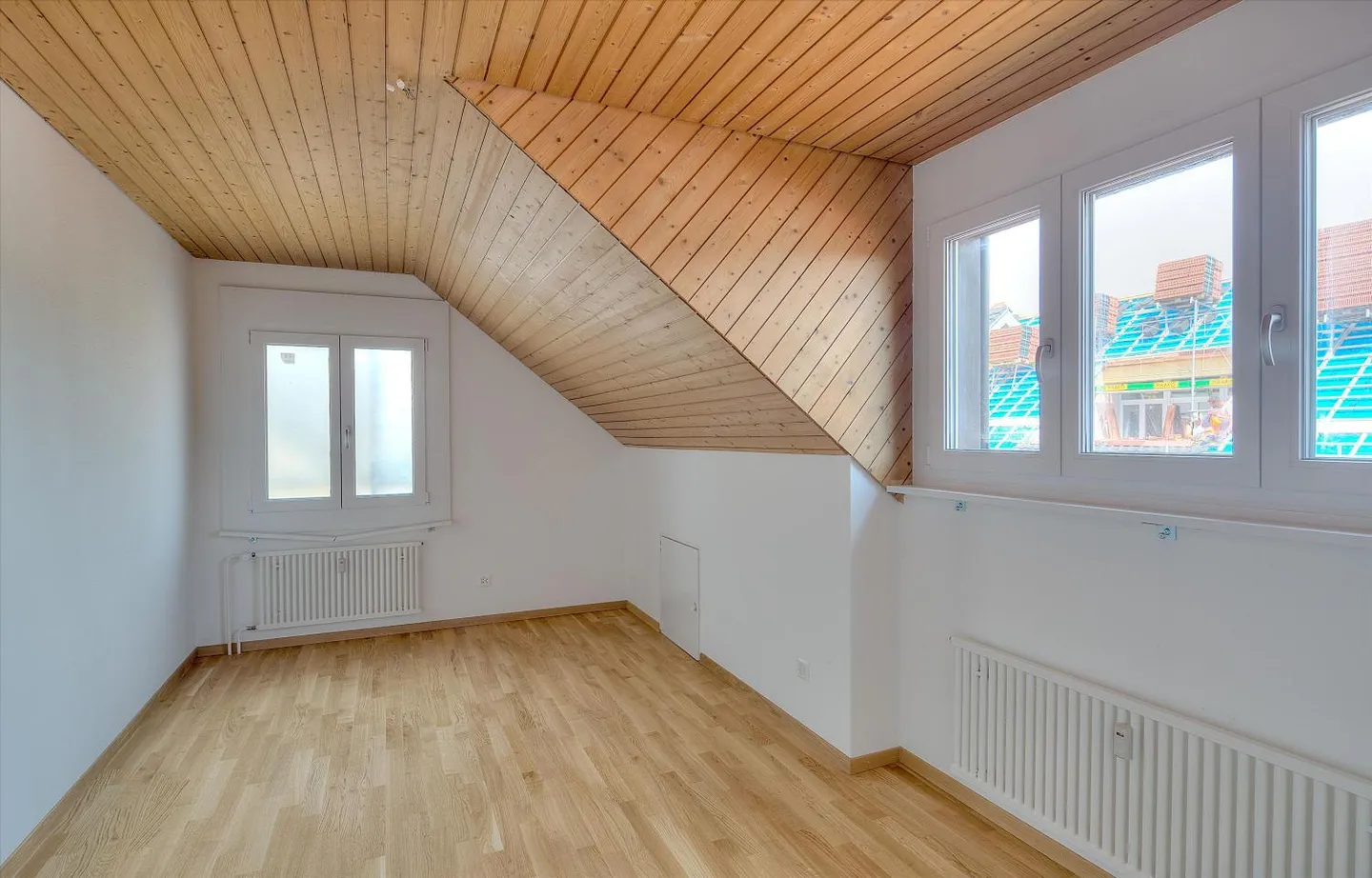 Renovated 4½-Room Penthouse - Photo 9 of 10