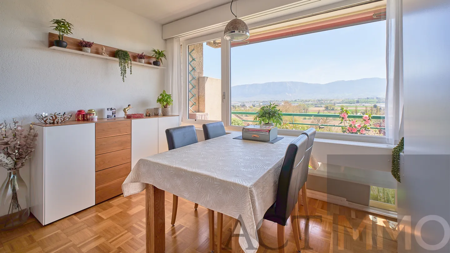 Bell'appartamento di 4 stanze con vista panoramica attualmente affittato - Foto 4 di 10