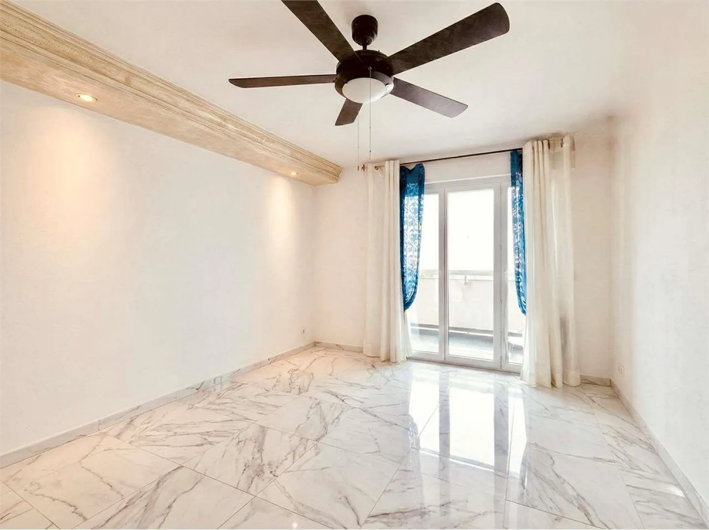 Ampio appartamento di 4,5 locali a Balerna - Foto 5 di 9