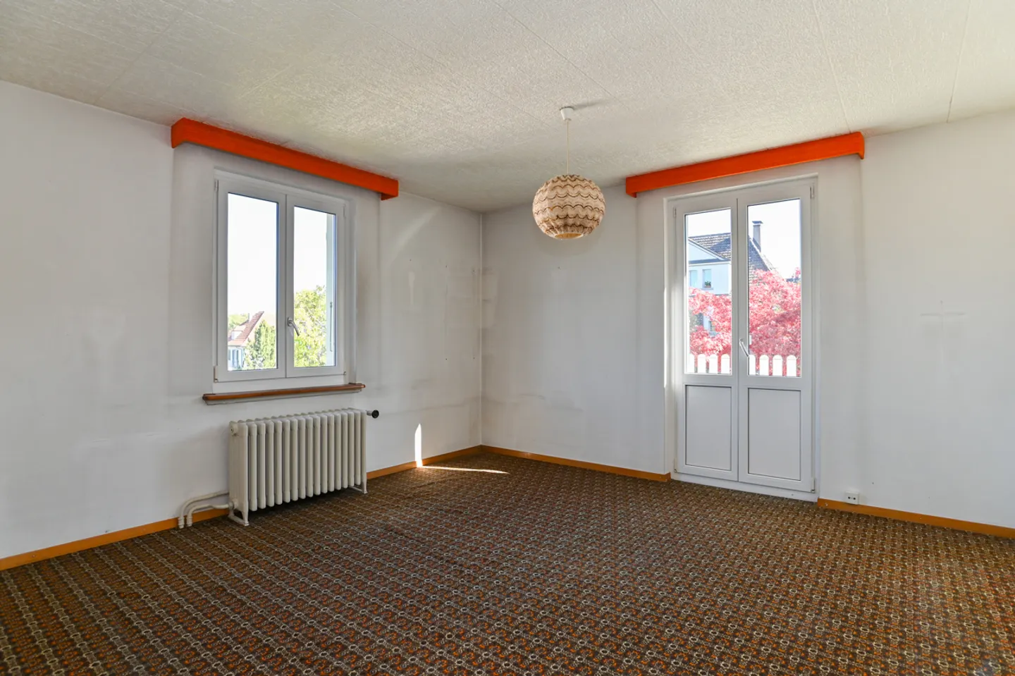 Maison jumelée avec jardin spacieux dans le meilleur emplacement à Zelgli - Photo 9 sur 13