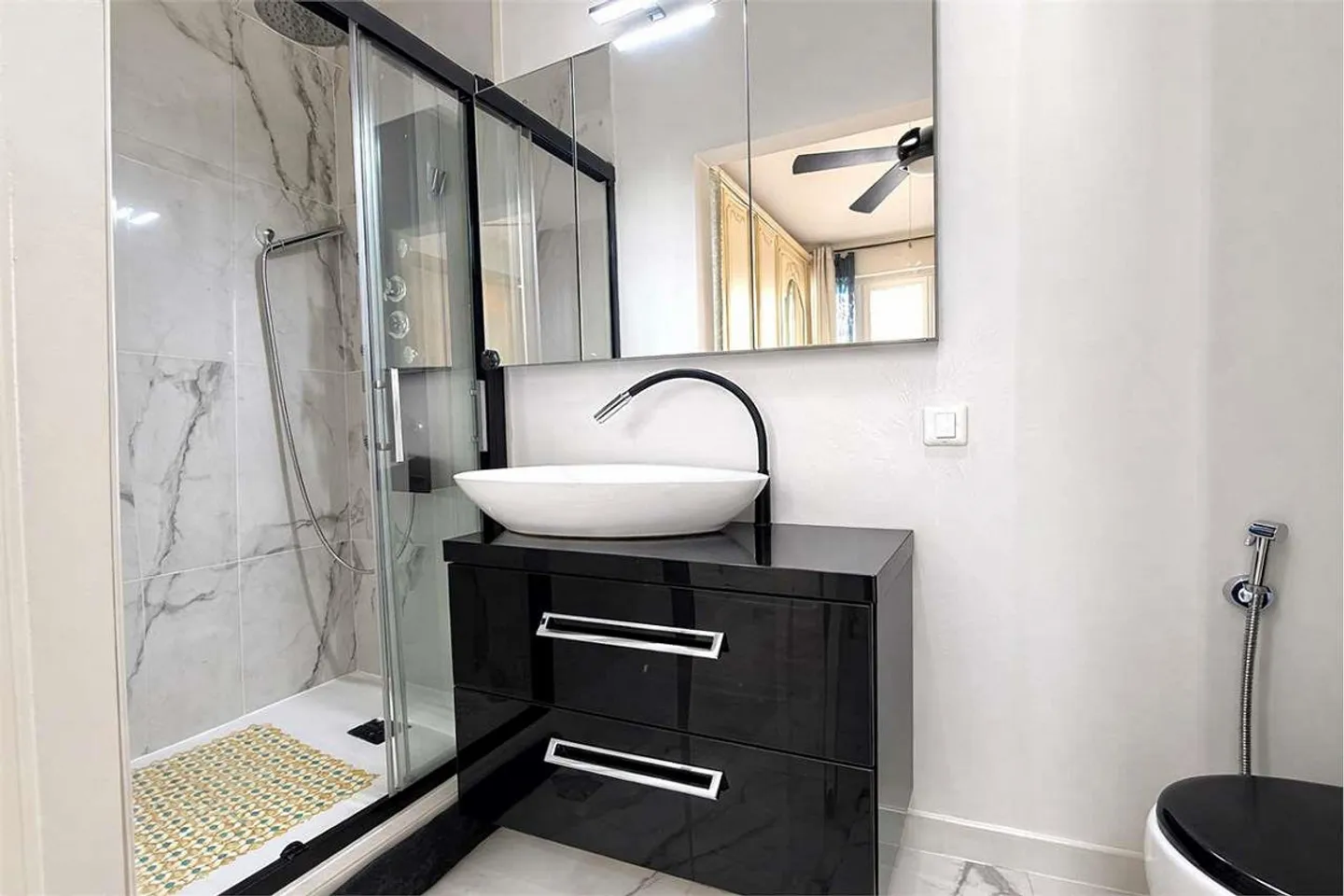 Ampio appartamento di 4,5 locali a Balerna - Foto 6 di 9