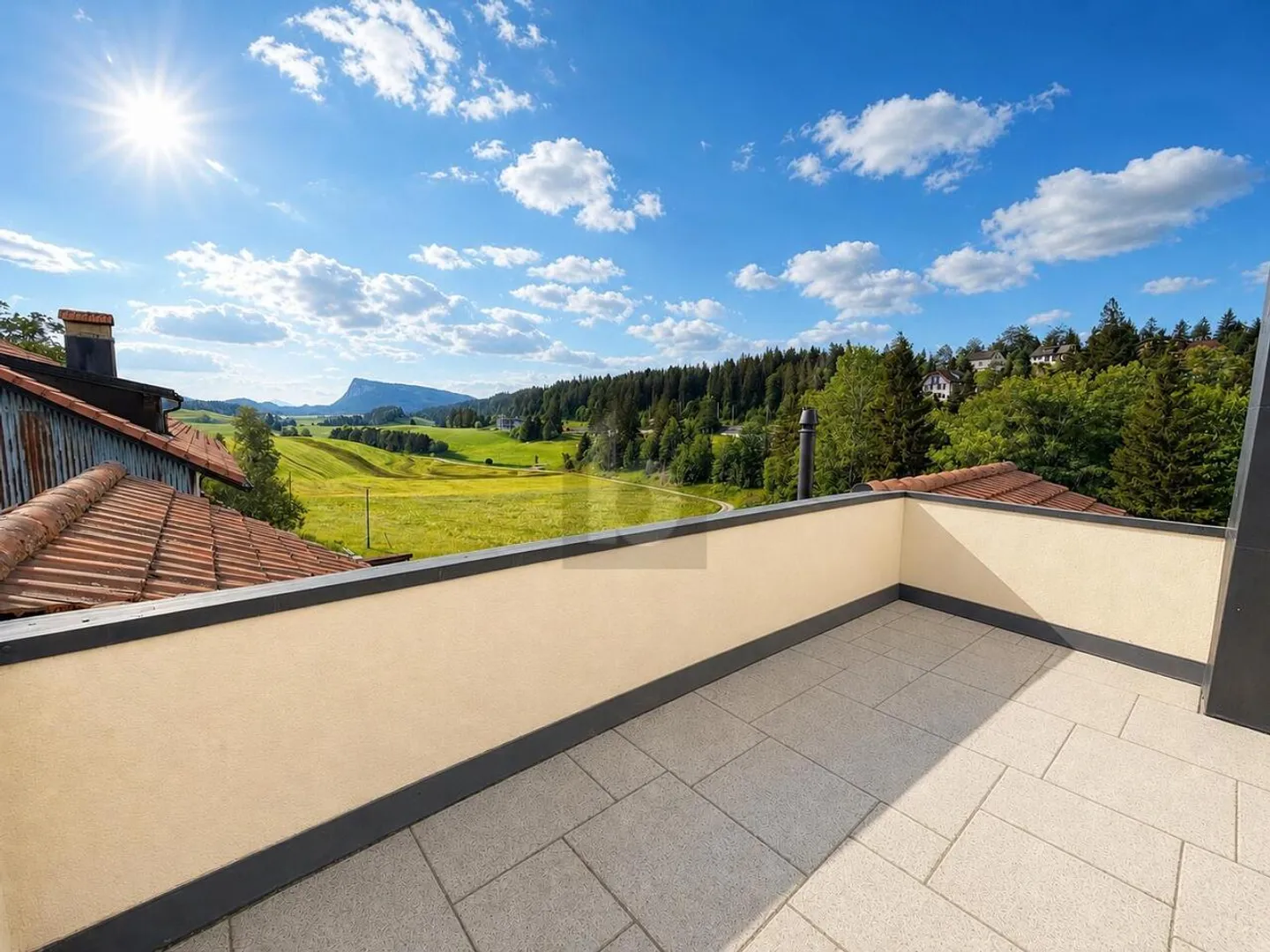 IDEALE PER UNA FAMIGLIA - CON BALCONE - Foto 1 di 6