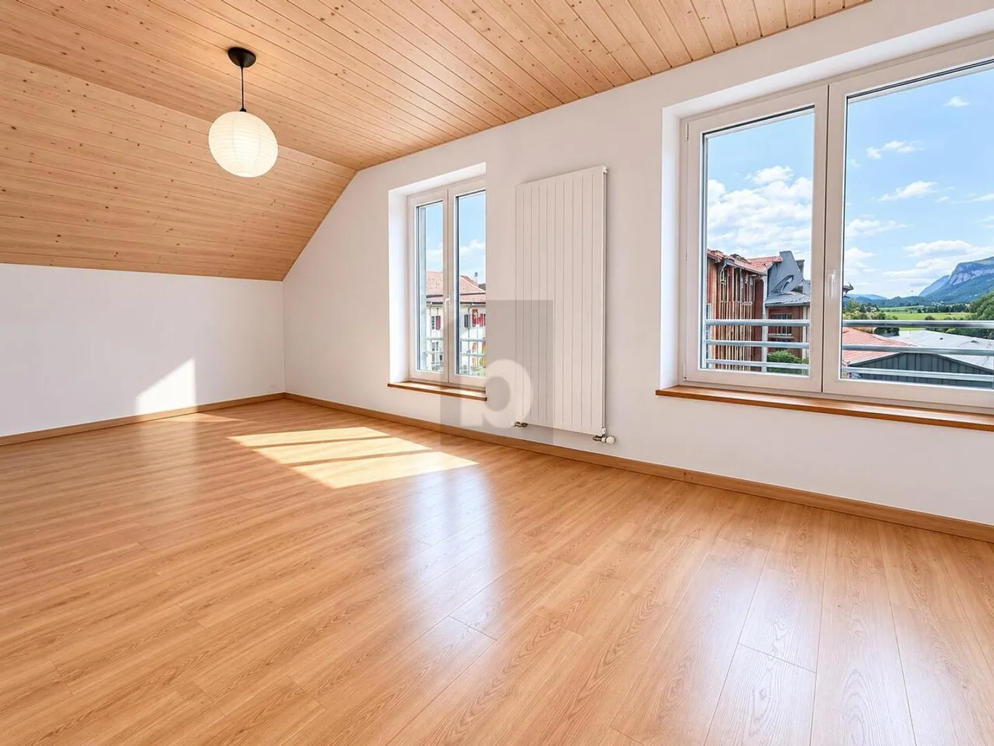 IDEALE PER UNA FAMIGLIA - CON BALCONE - Foto 2 di 6