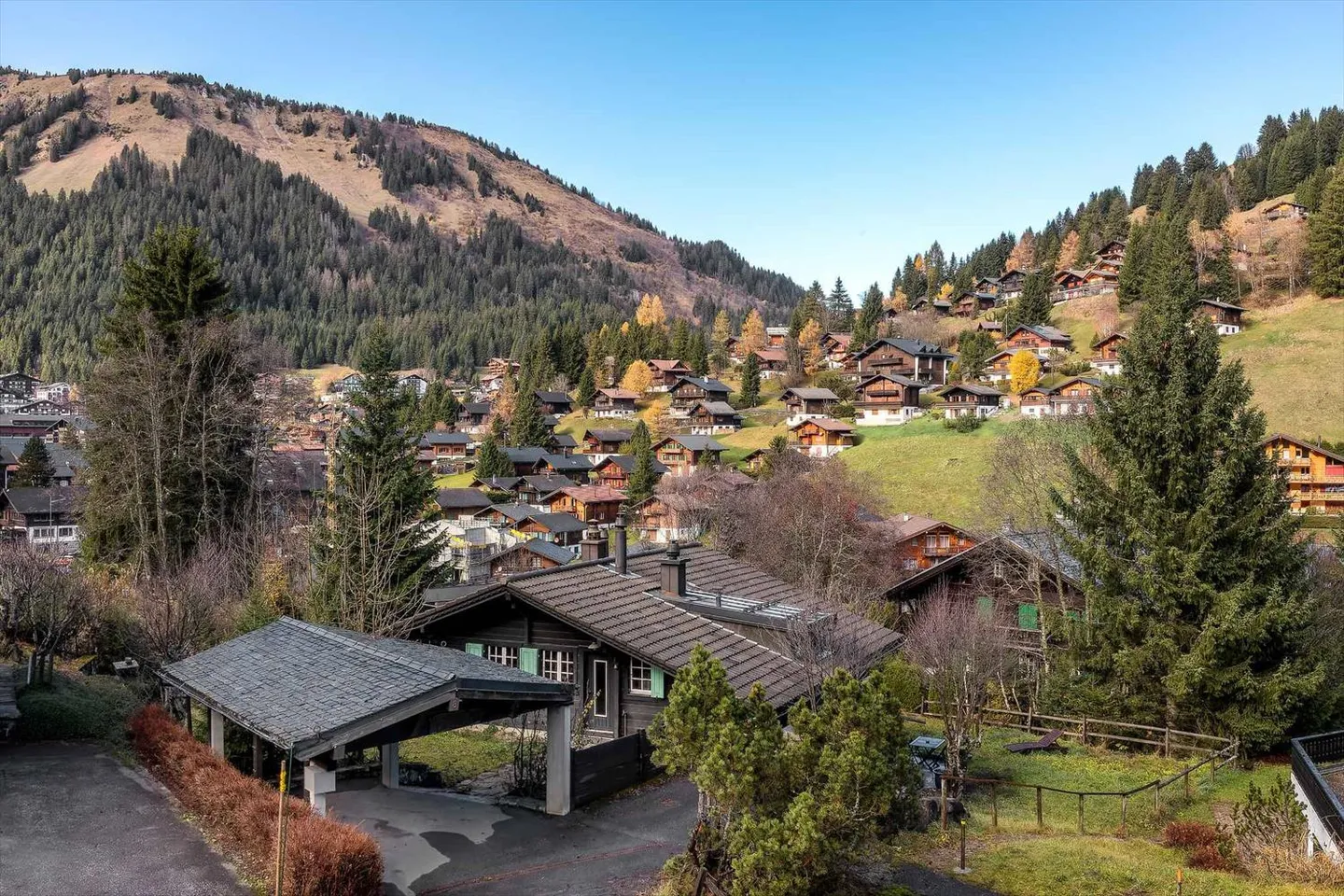 «Ideal gelegenes 4,5-Zimmer-Maisonette-Chalet / -Wohnung zum Verkauf in Morgins» - Foto 9 von 13