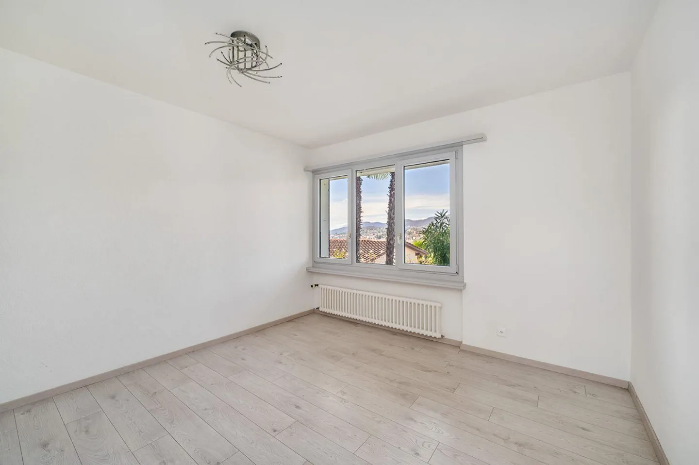 VILLA 5.5 LOCALI CON VISTA CITTÀ E LAGO DI LUGANO | EXCLUSIVE 5.5-R... - Foto 7 di 15