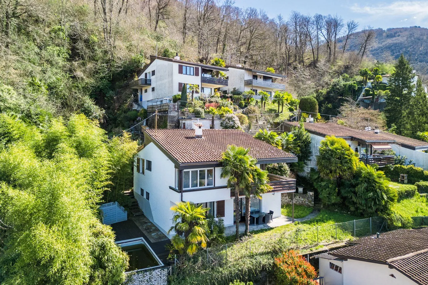 VILLA 5.5 LOCALI CON VISTA CITTÀ E LAGO DI LUGANO | EXCLUSIVE 5.5-R... - Foto 8 di 15