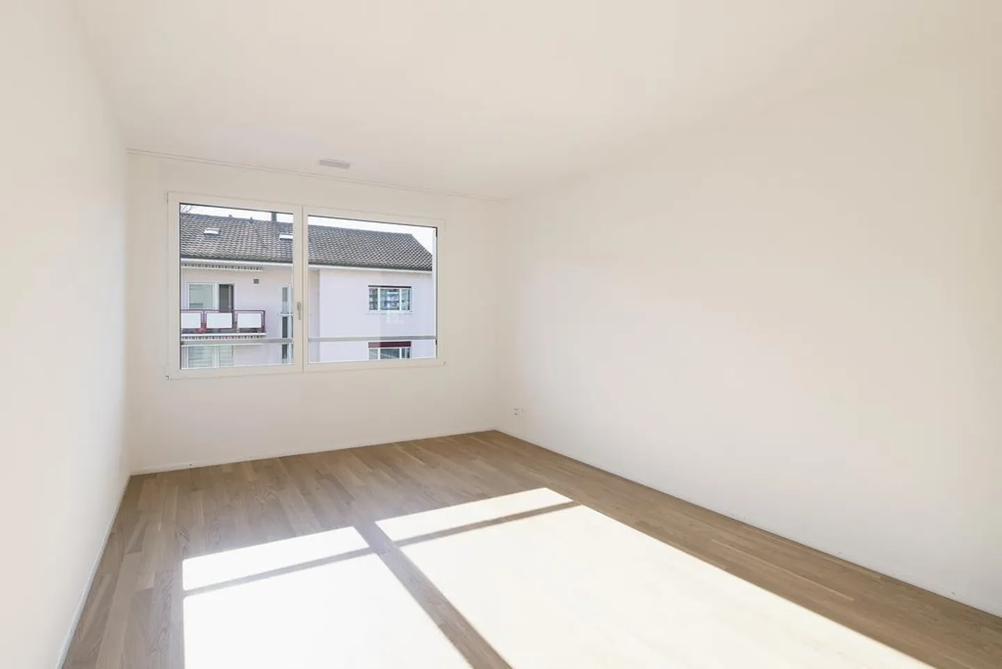 modern 3.5 room apartment - Photo 8 of 11