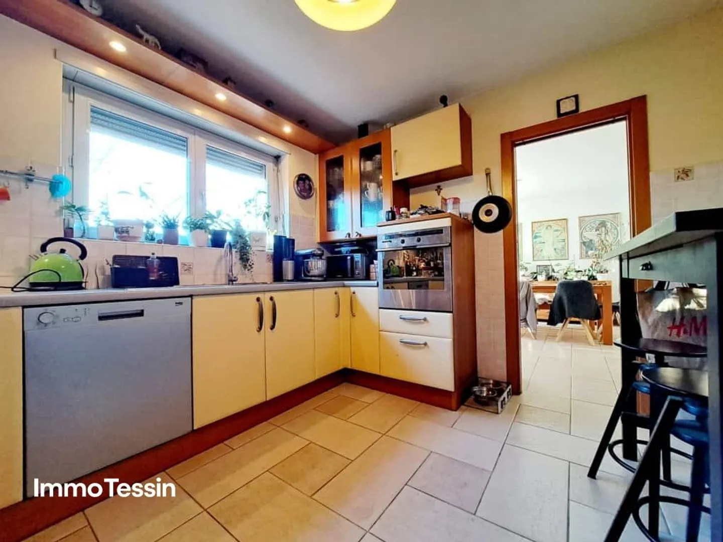 Moderne Villa mit grossem Garten an idyllischer und ruhiger Lage in... - Foto 7 von 13