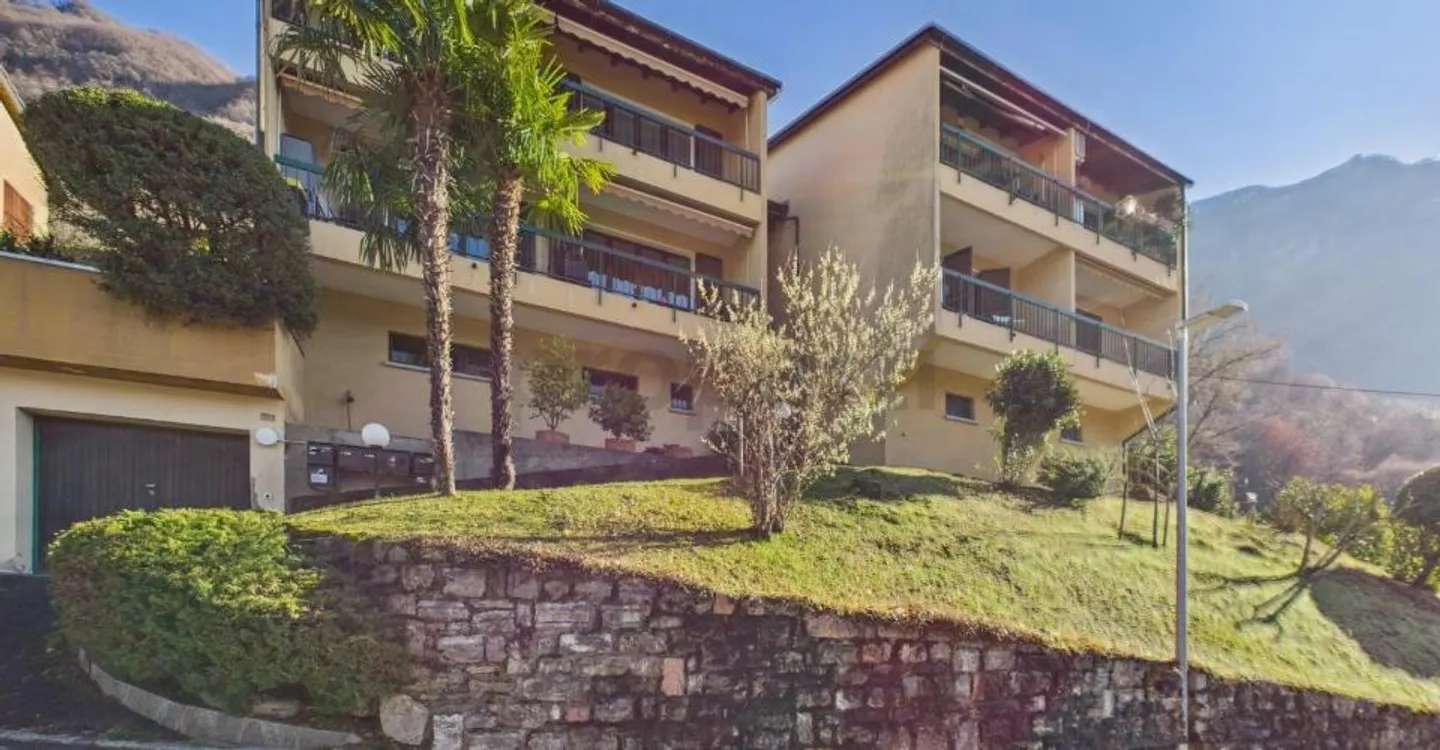 Lumineux appartement de 1.5 pièces avec balcon à Melano - Foto 2 von 8