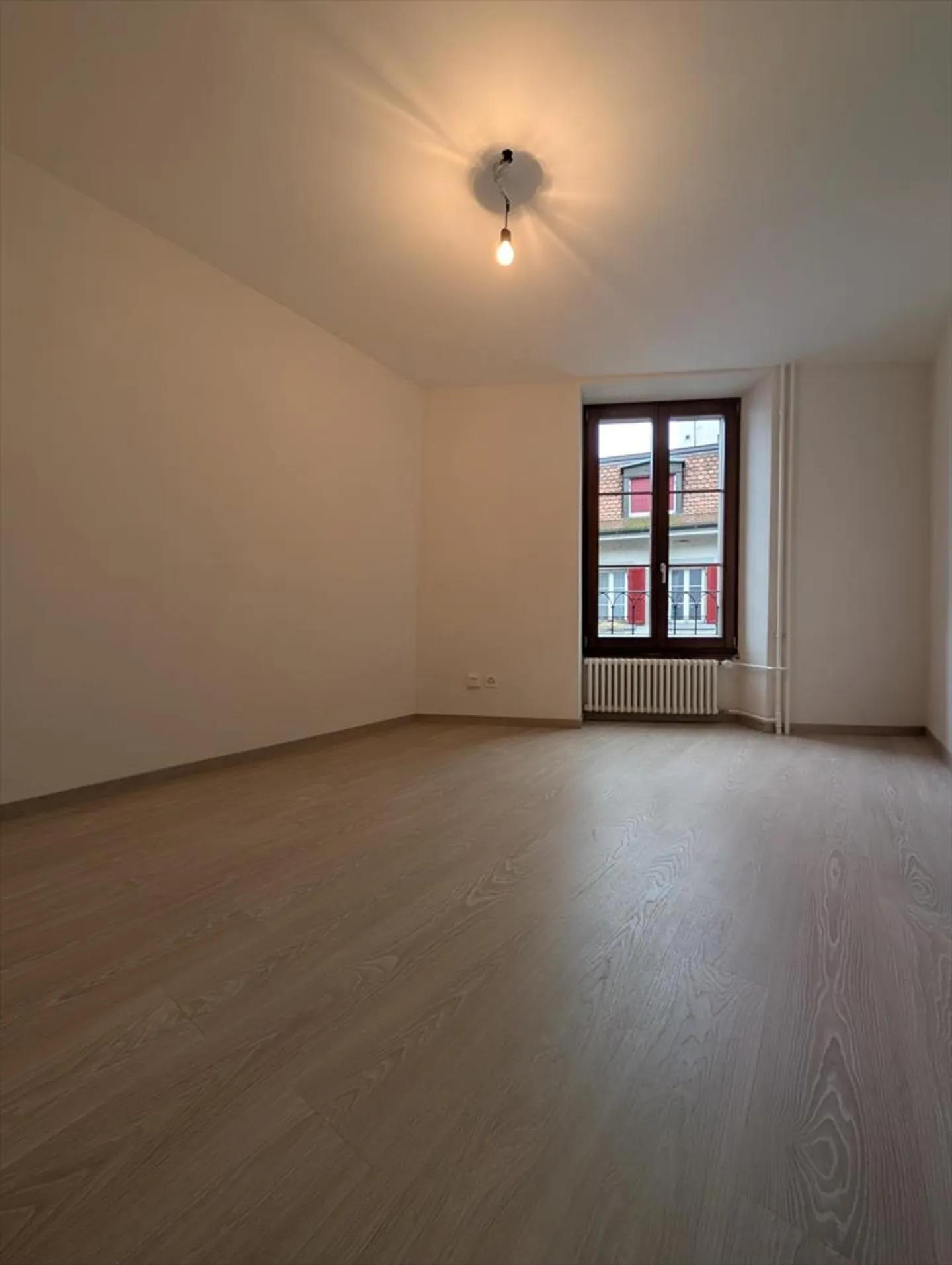 Apartment for rent - Photo 5 of 6