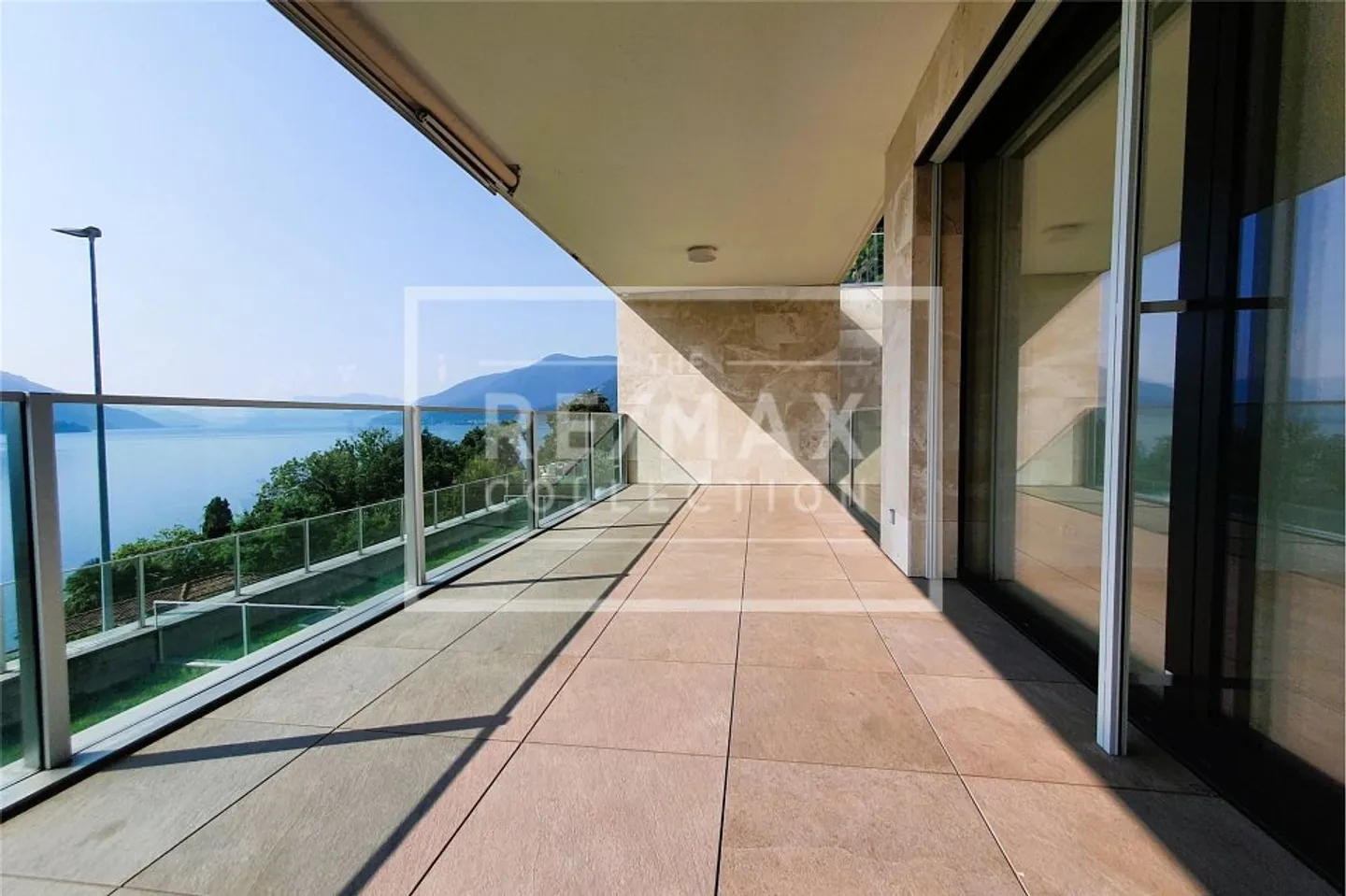 Living at the highest level - Photo 3 of 4