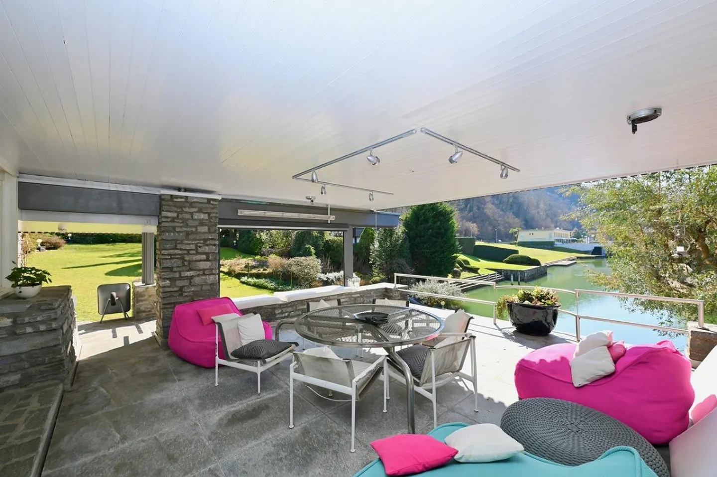 Villa de Luxe Face au Lac de Lugano avec Ponton et Place de Bateau - Photo 4 sur 21