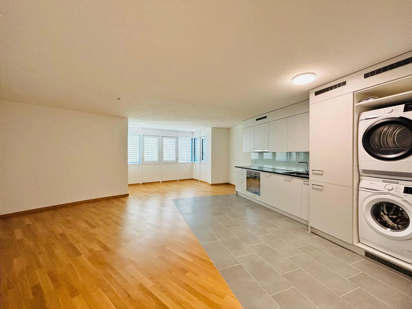 2-room apartment - Photo 3 of 8