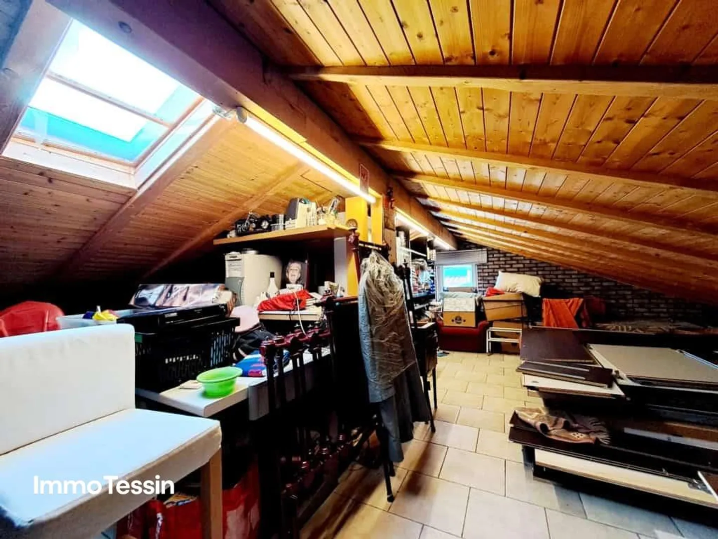 Moderne Villa mit grossem Garten an idyllischer und ruhiger Lage in... - Foto 12 von 13