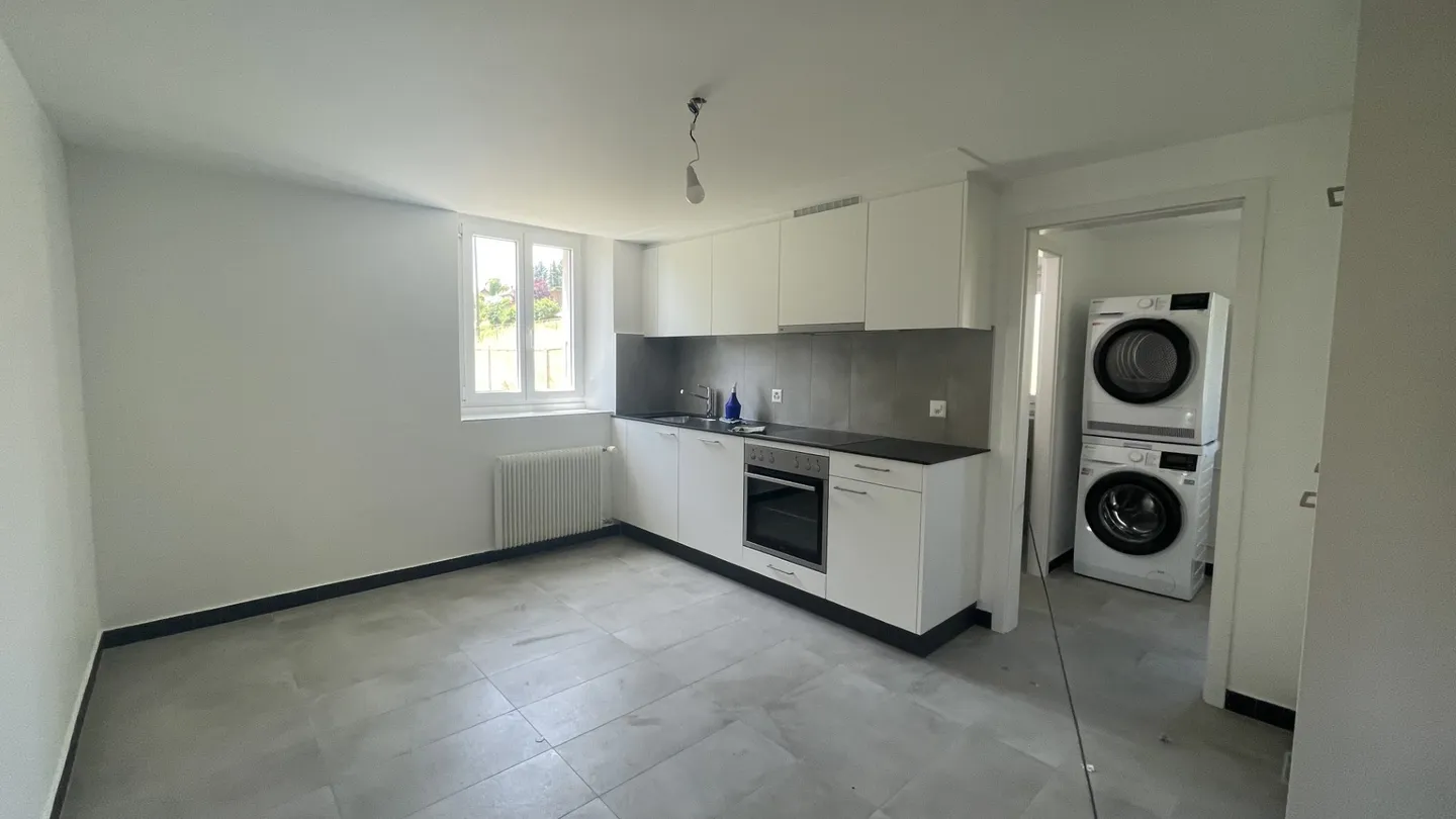 Charmant Appartement au Rez-de-Chaussée - Photo 2 sur 5