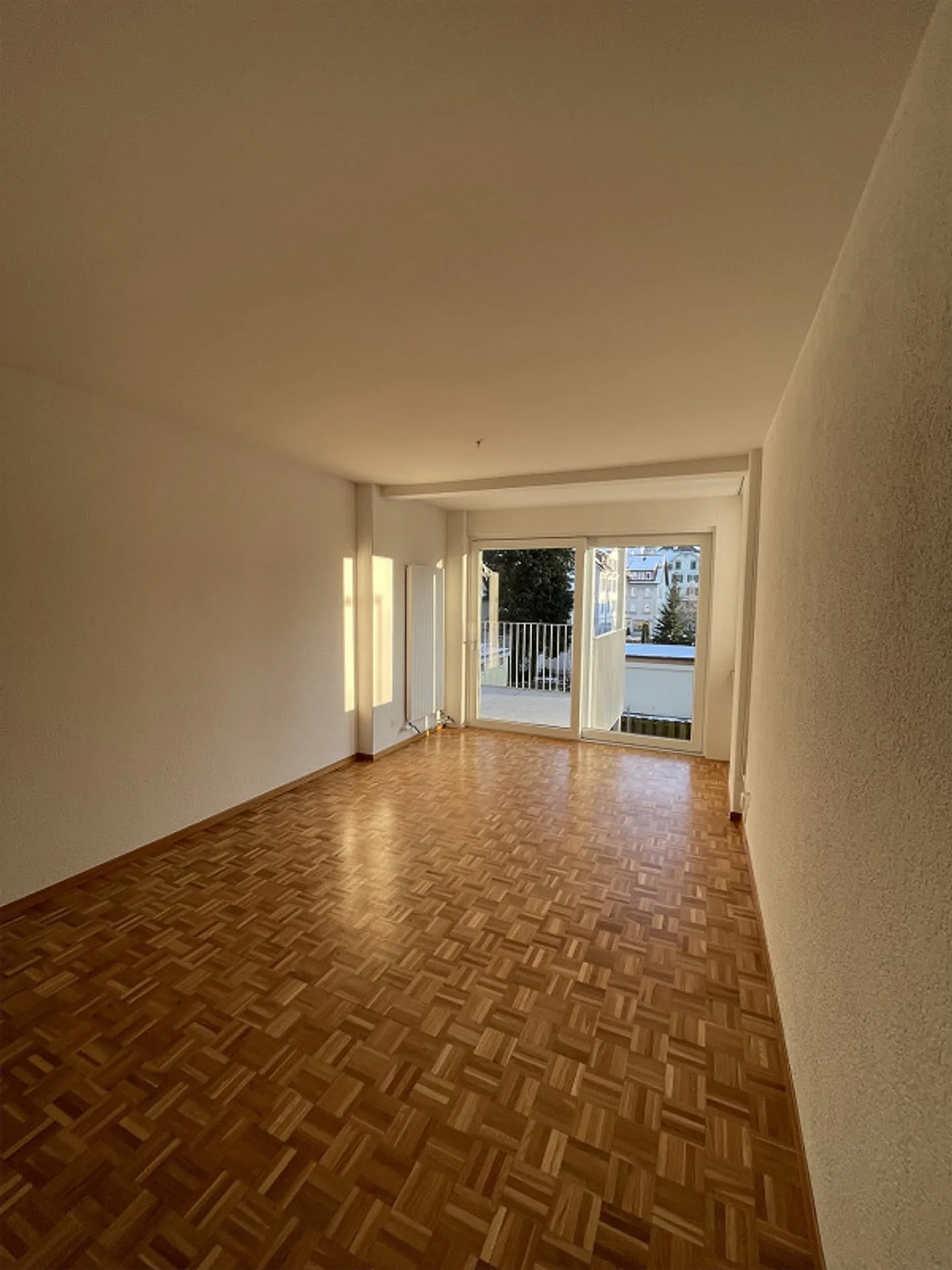 partially renovated, beautiful old apartment ground floor - Photo 19 of 22