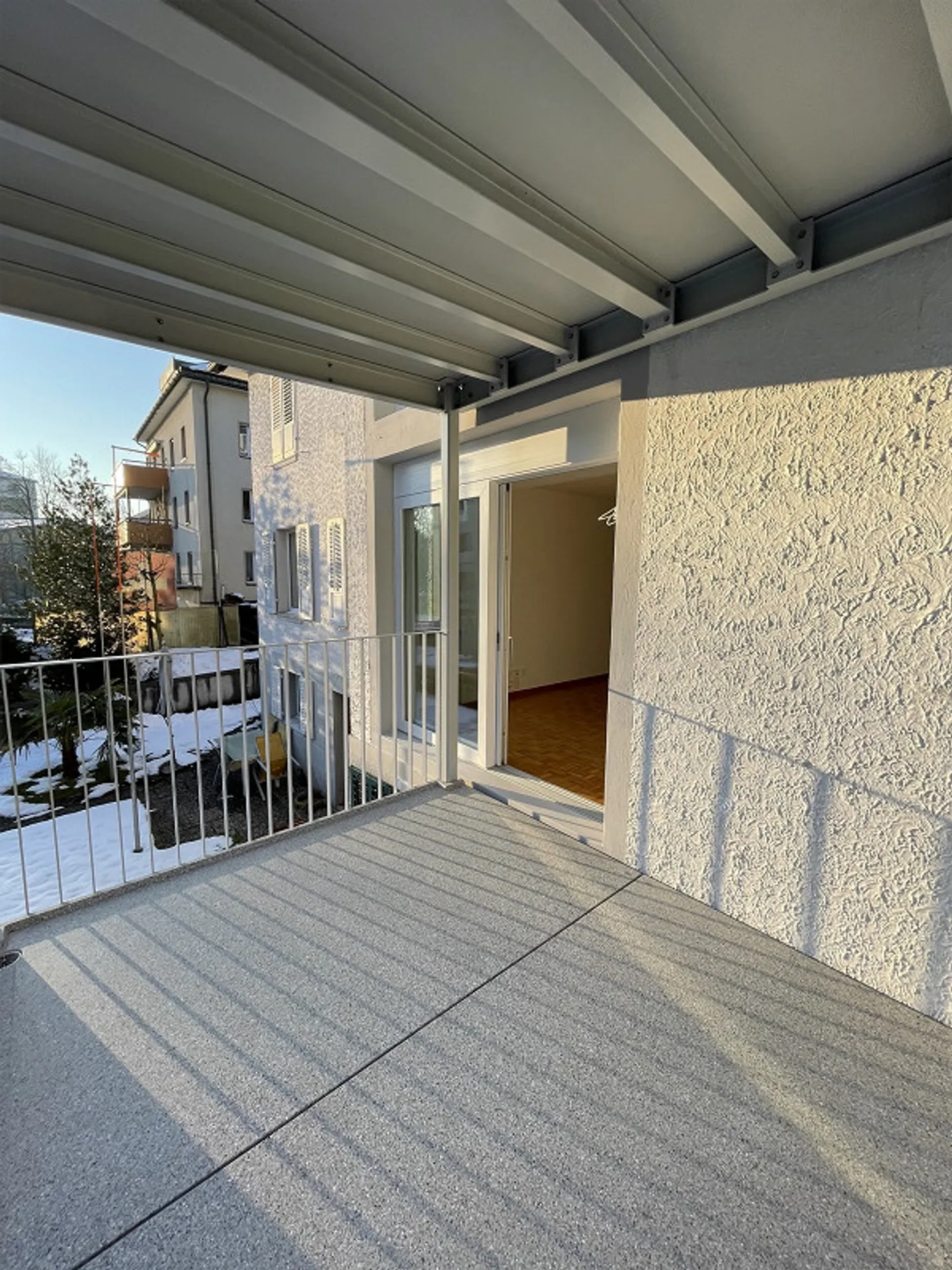 partially renovated, beautiful old apartment ground floor - Photo 21 of 22