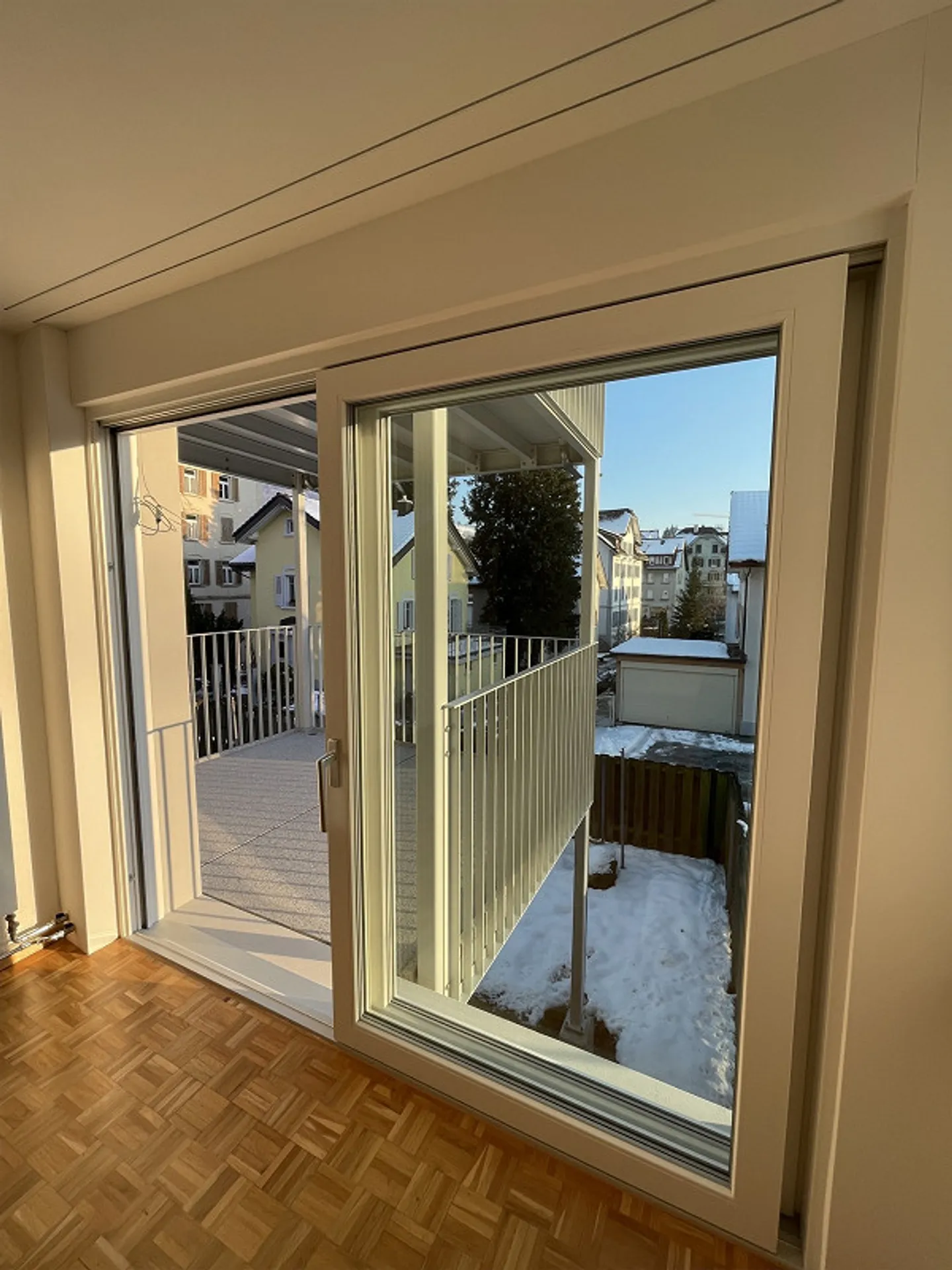 partially renovated, beautiful old apartment ground floor - Photo 22 of 22