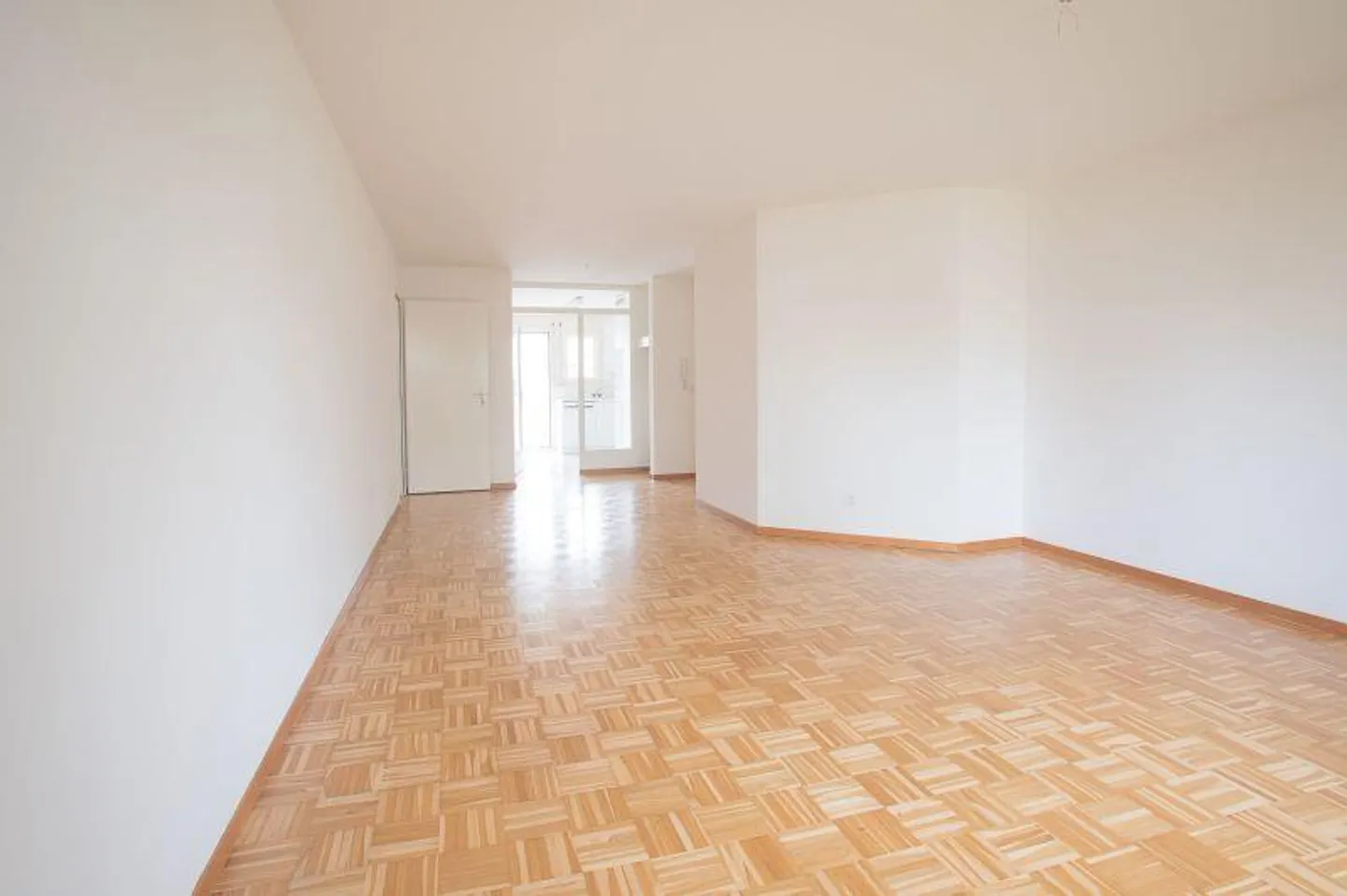 Familienwohnung an der Birs mit Gartensitzplatz - Foto 7 von 9