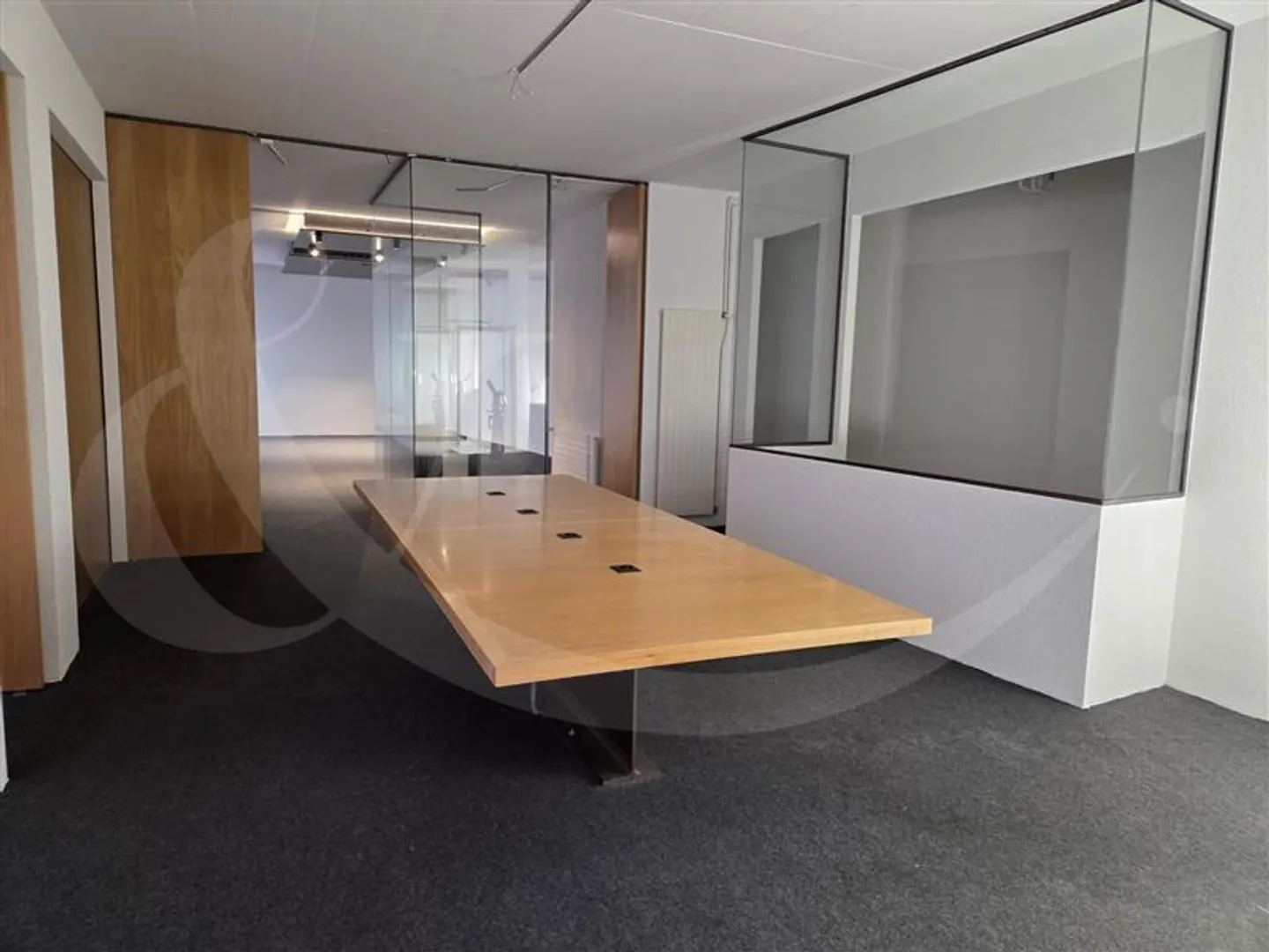 Rue Jean-Jaquet 8, Professioneller Raum von 322 m² - Foto 4 von 5