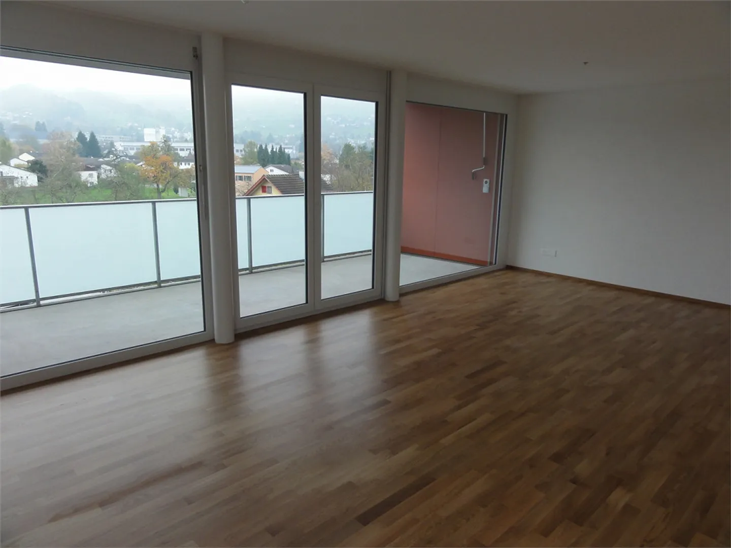 Modernes 4.5 Zimmer Apartment - Foto 3 von 14