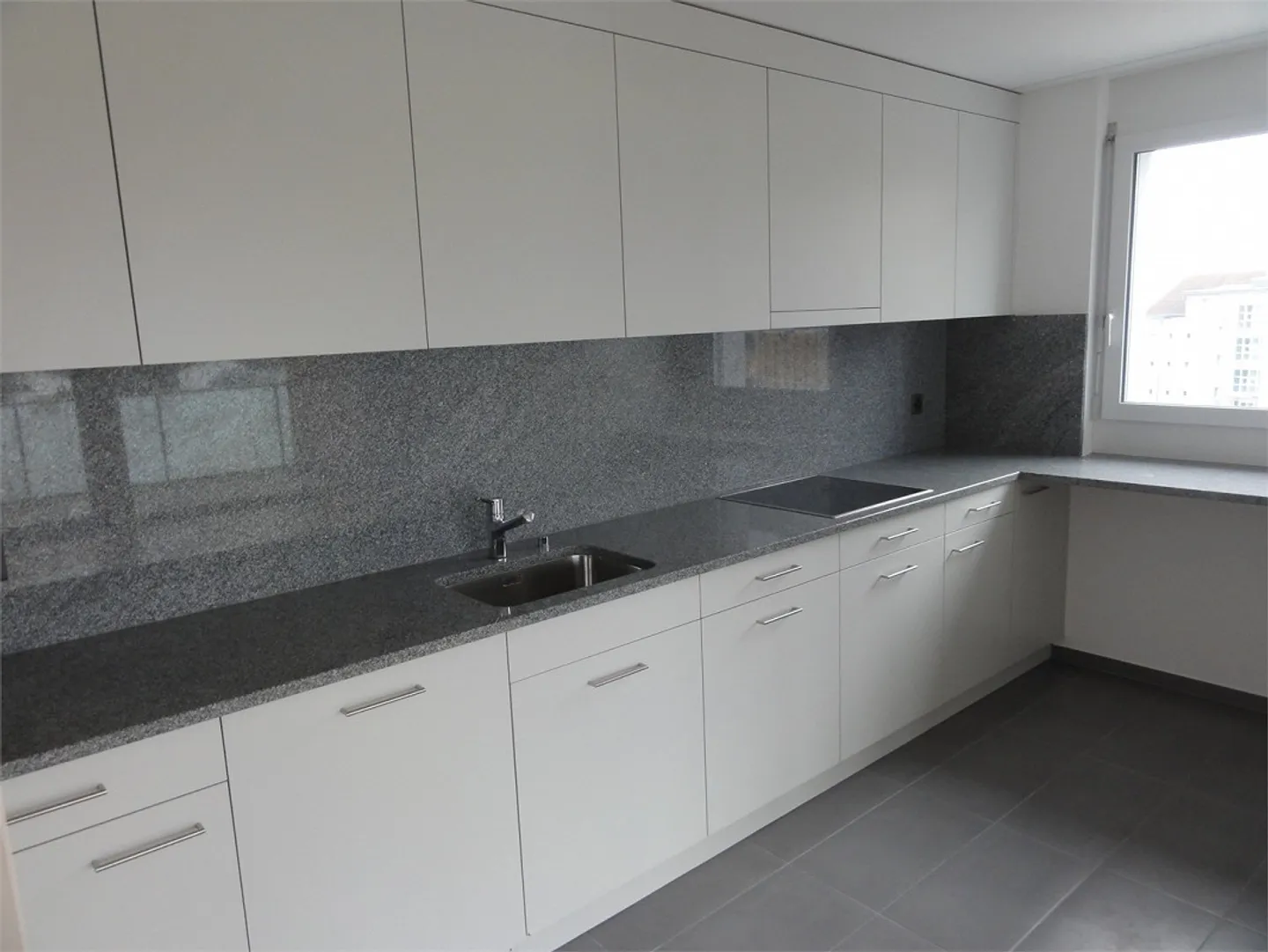 Modernes 4.5 Zimmer Apartment - Foto 1 von 14