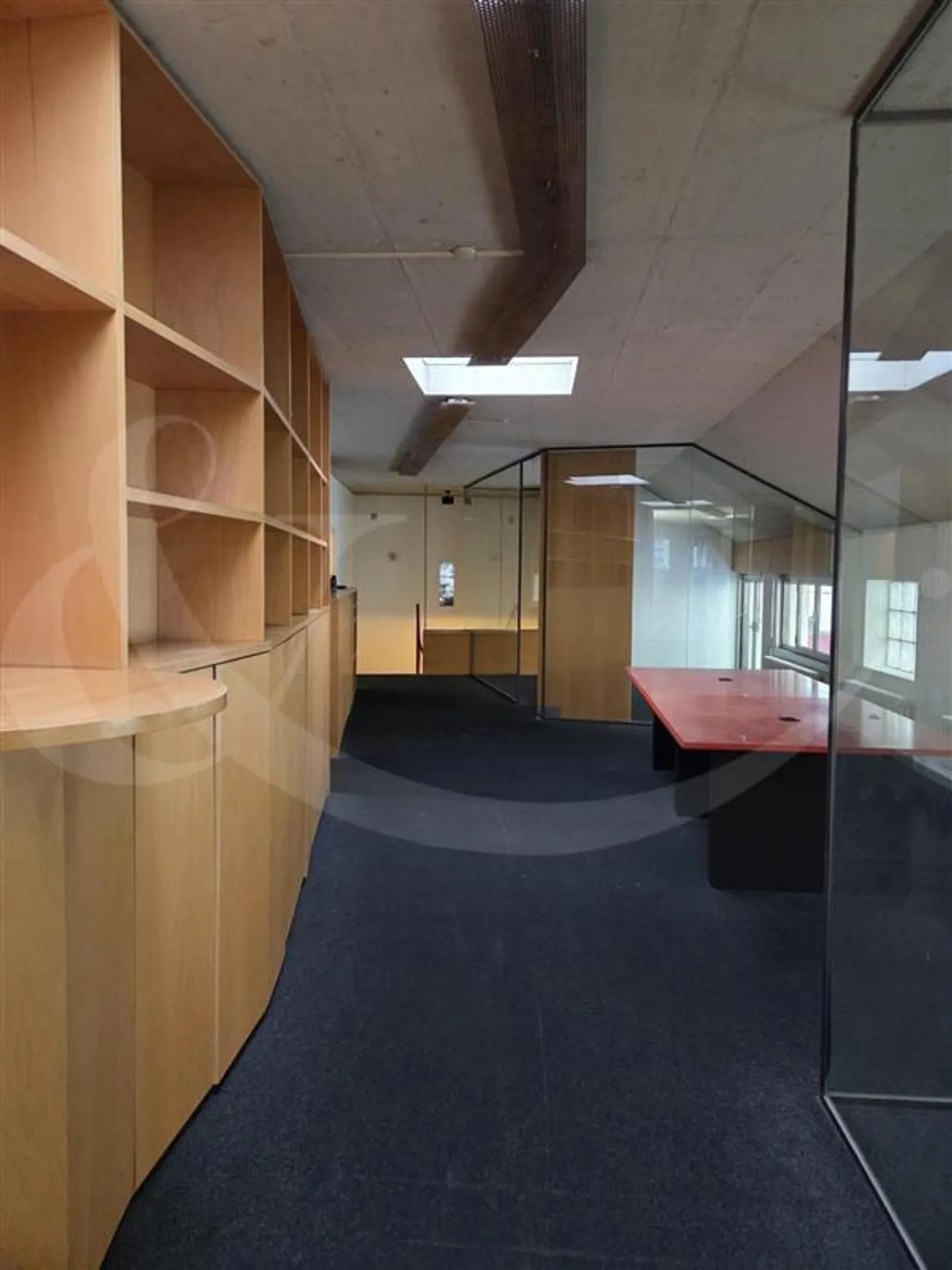 Rue Jean-Jaquet 8, Professioneller Raum von 322 m² - Foto 2 von 5