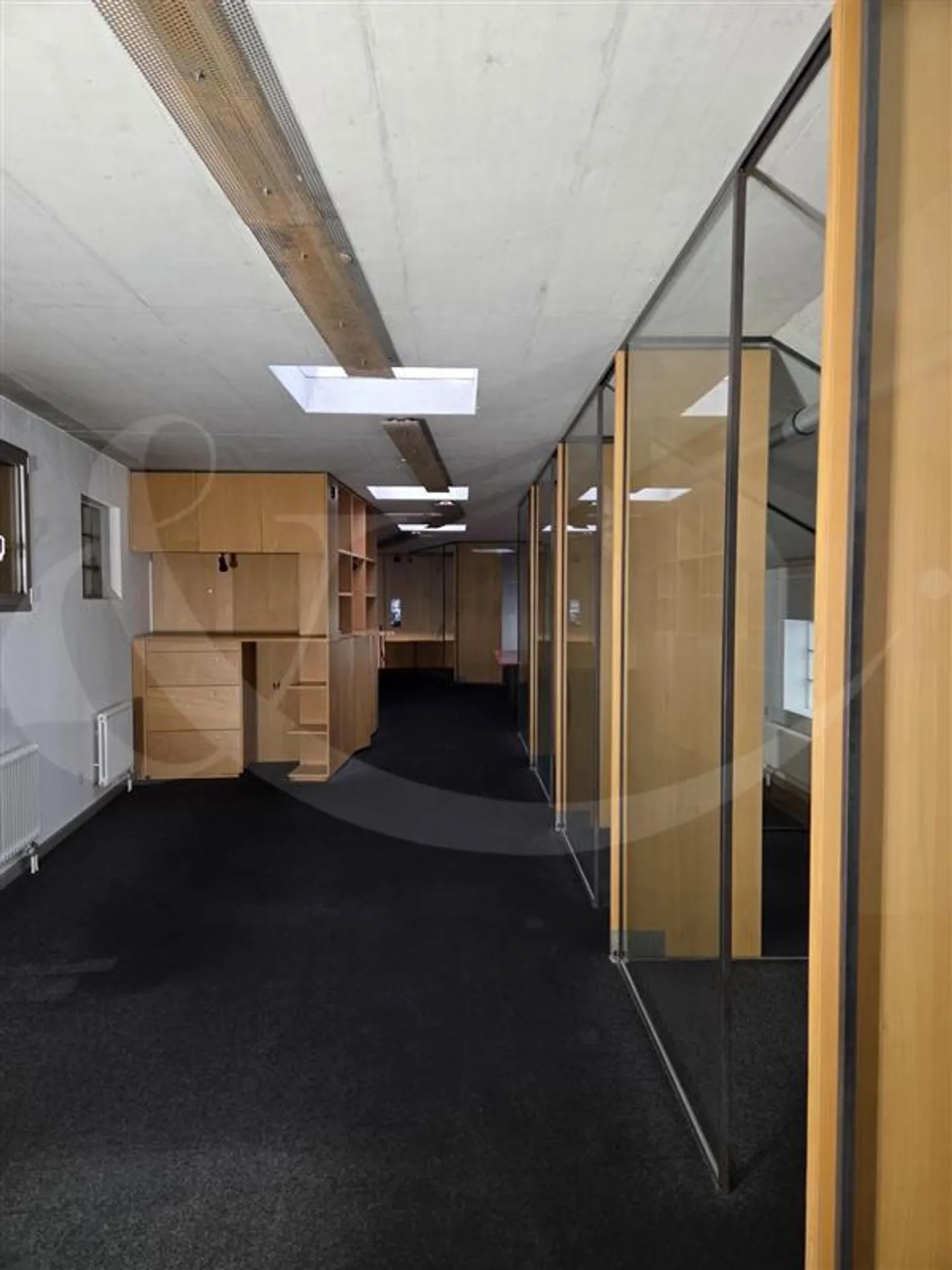 Rue Jean-Jaquet 8, Professioneller Raum von 322 m² - Foto 3 von 5