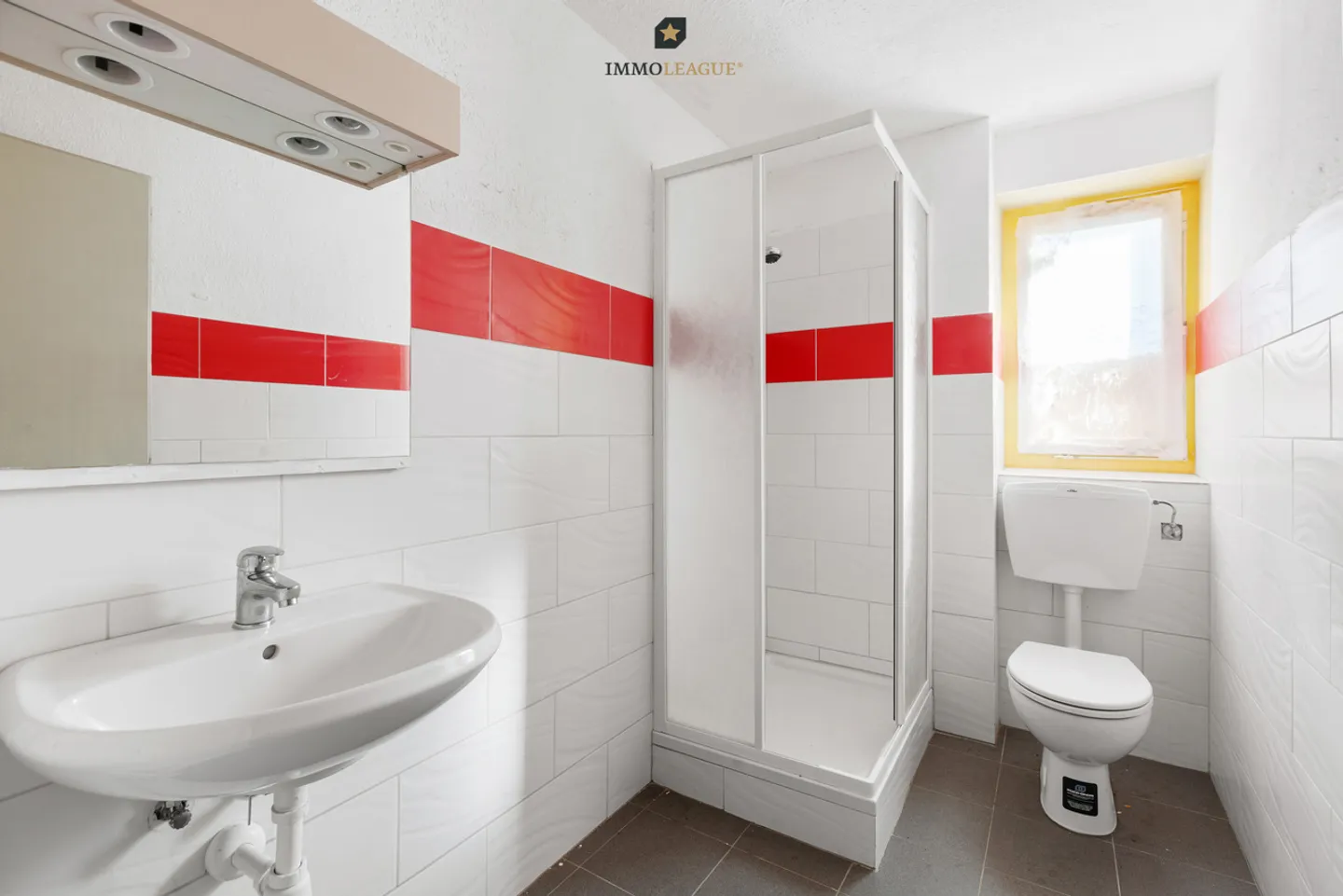 Propriété d'investissement avec des opportunités de développement attrayantes - Photo 3 sur 7